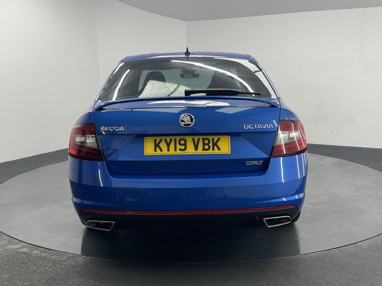 Skoda Octavia - Image 23