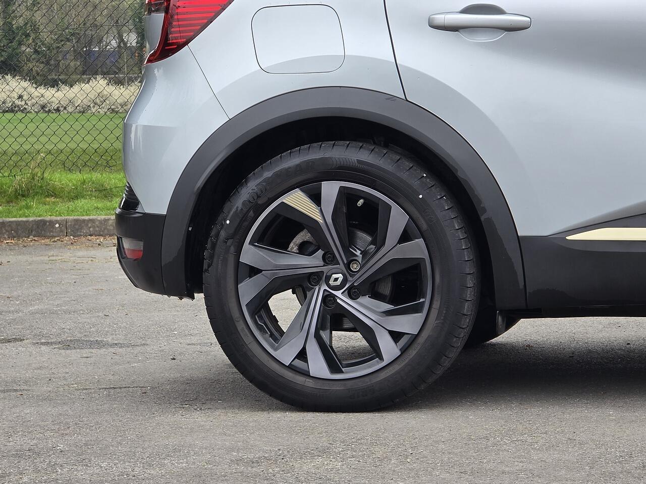 Renault Captur - Image 17