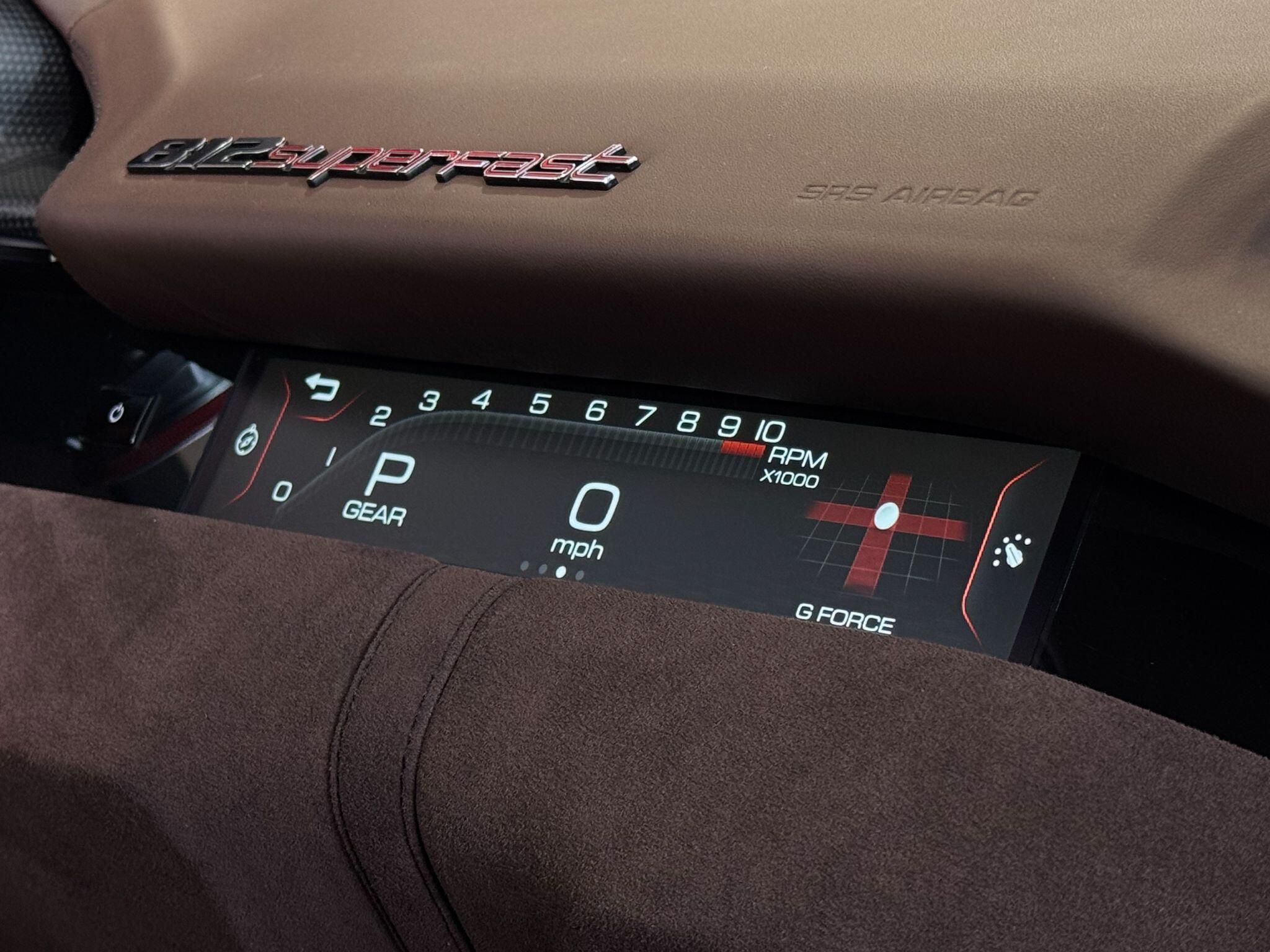 Ferrari 812 Superfast - Image 4