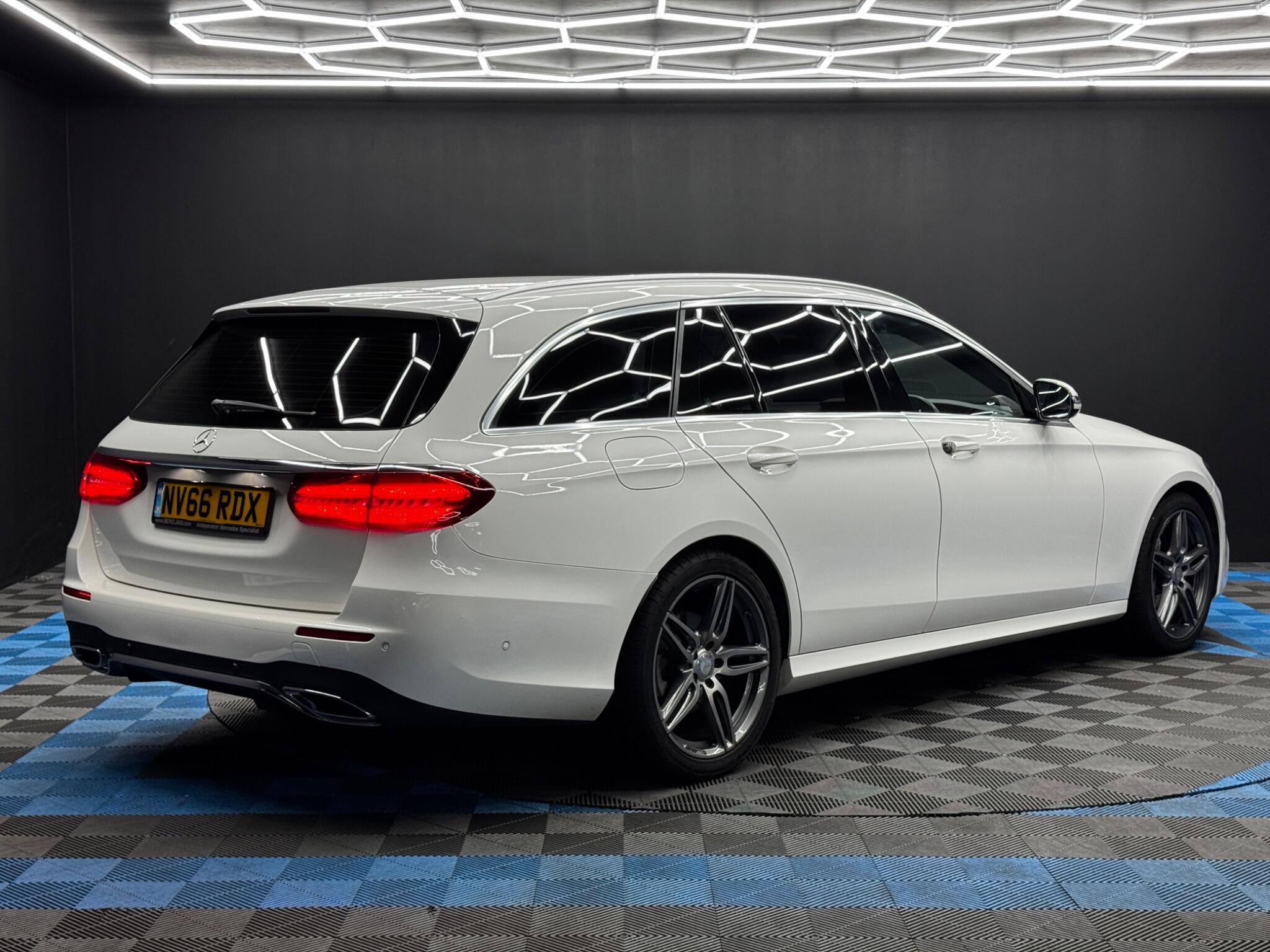 Mercedes E Class - Image 5