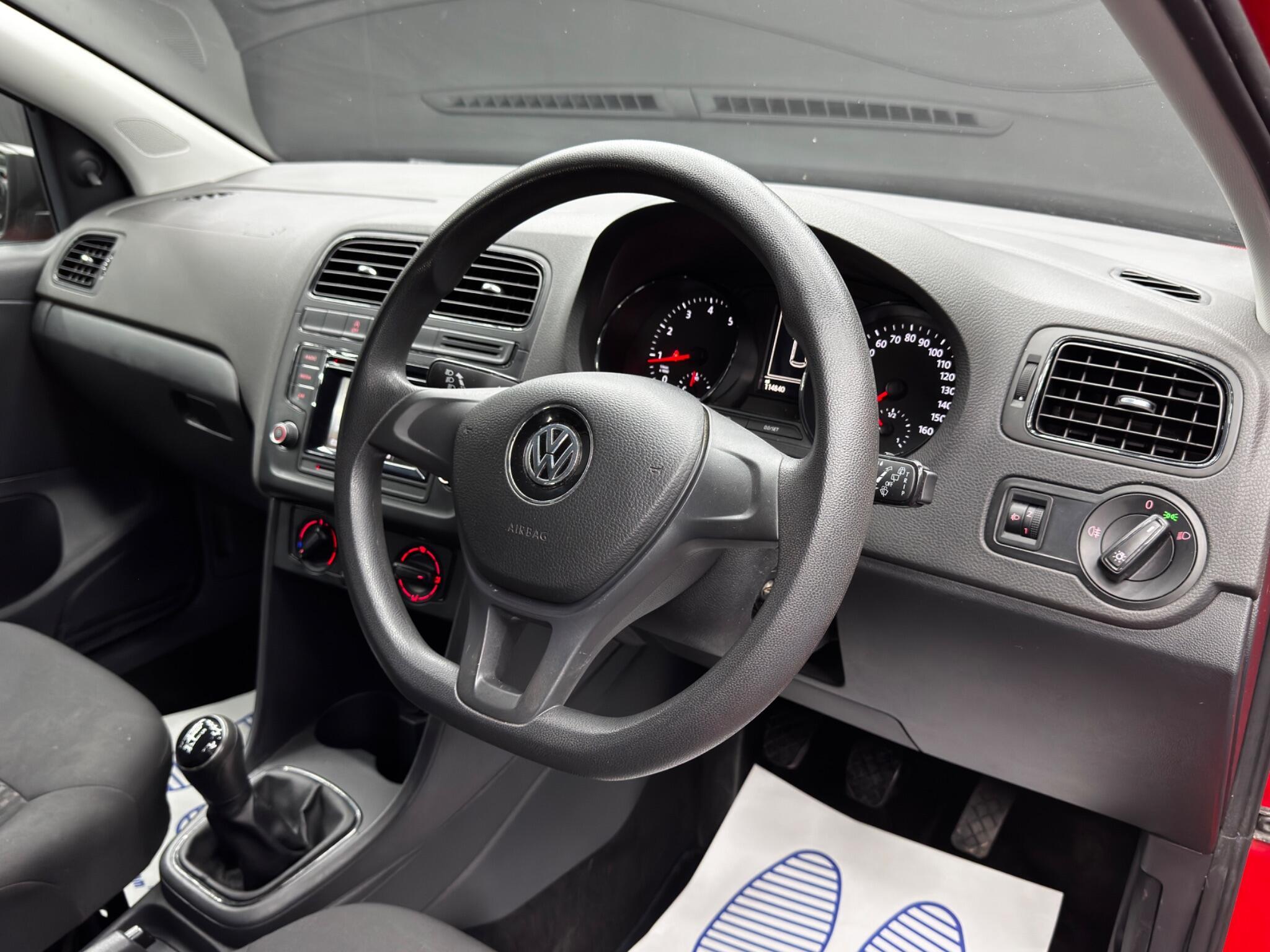 Volkswagen Polo - Image 9