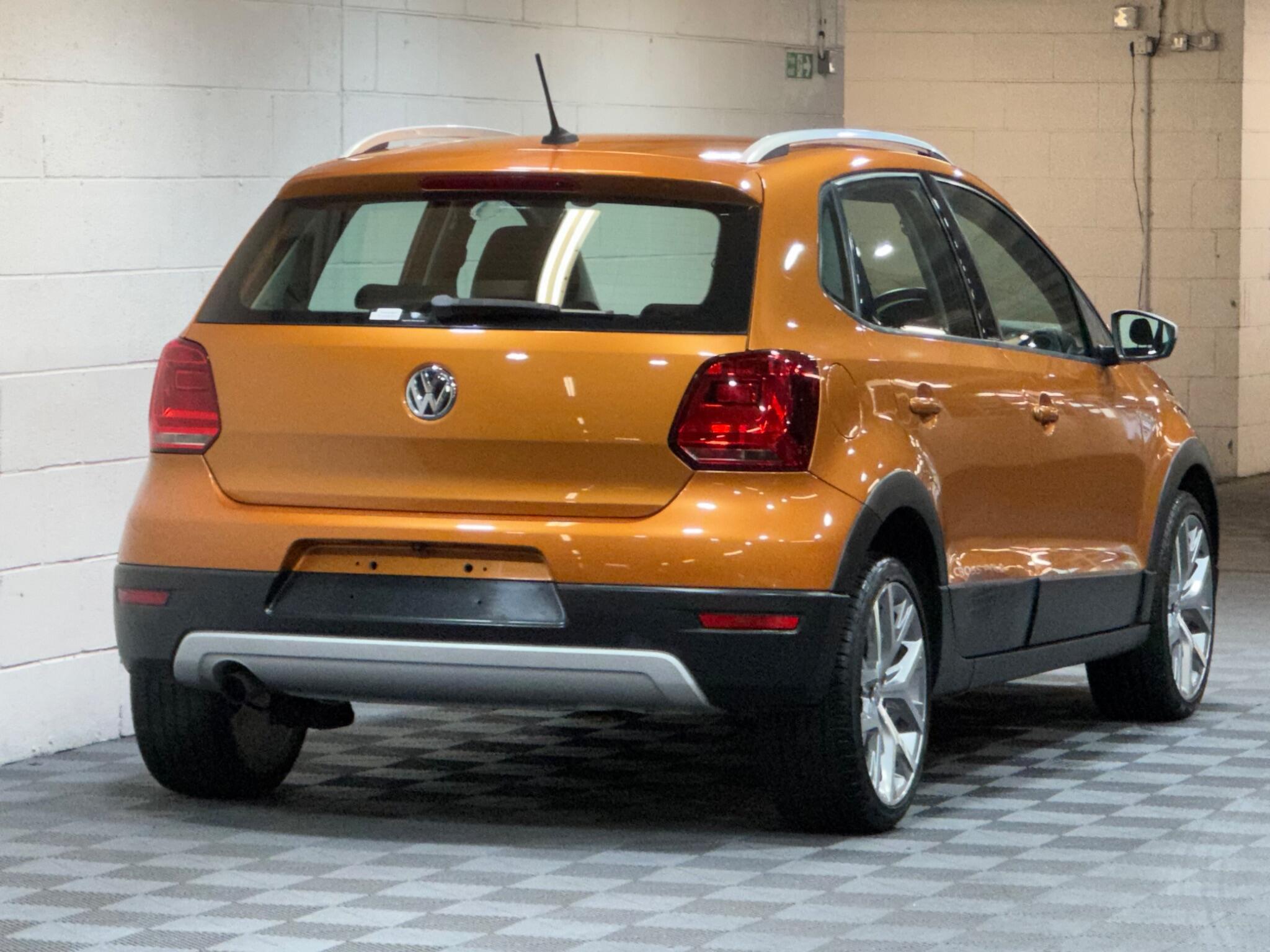 Volkswagen Polo - Image 4