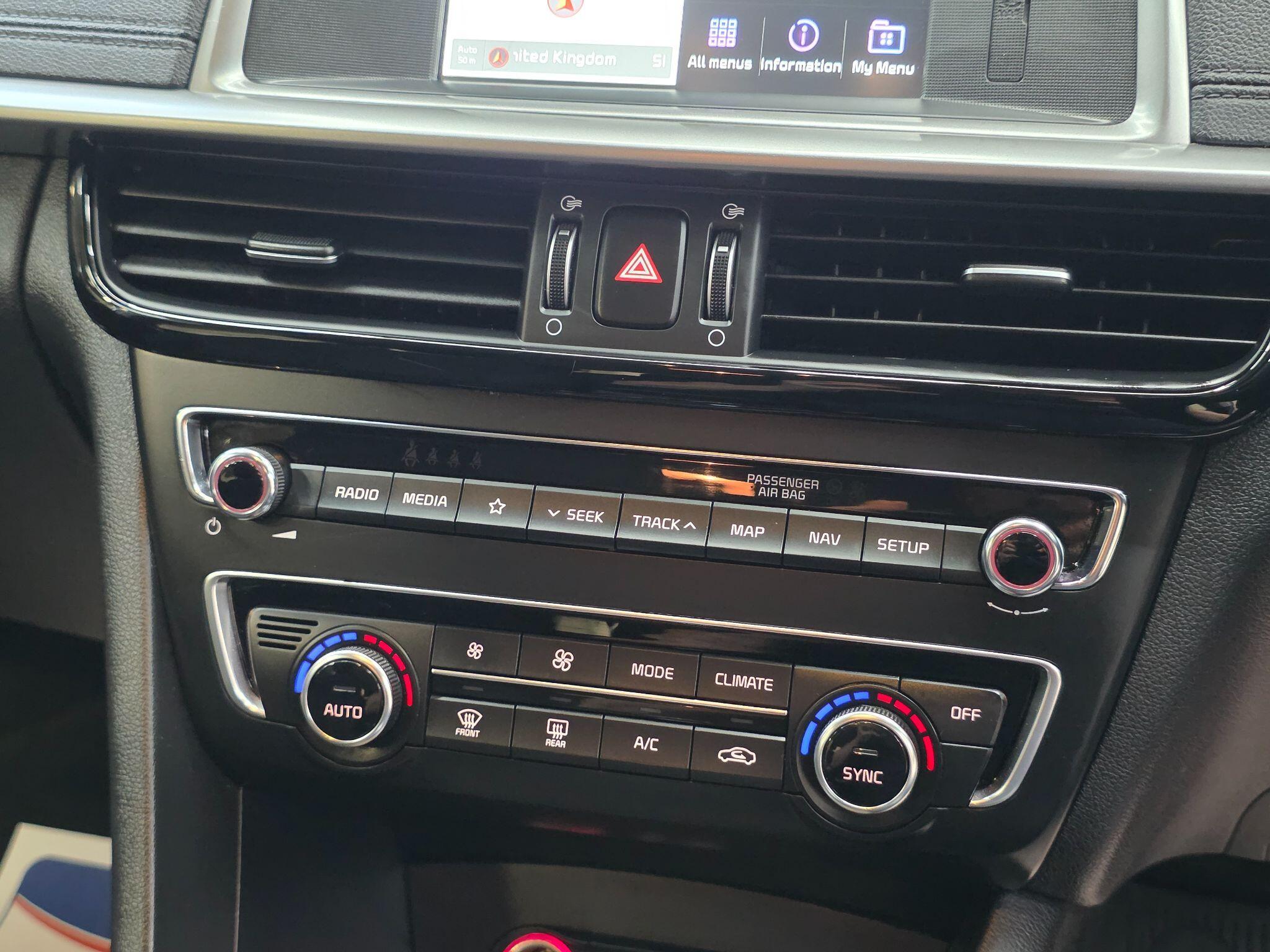 Kia Optima - Image 17