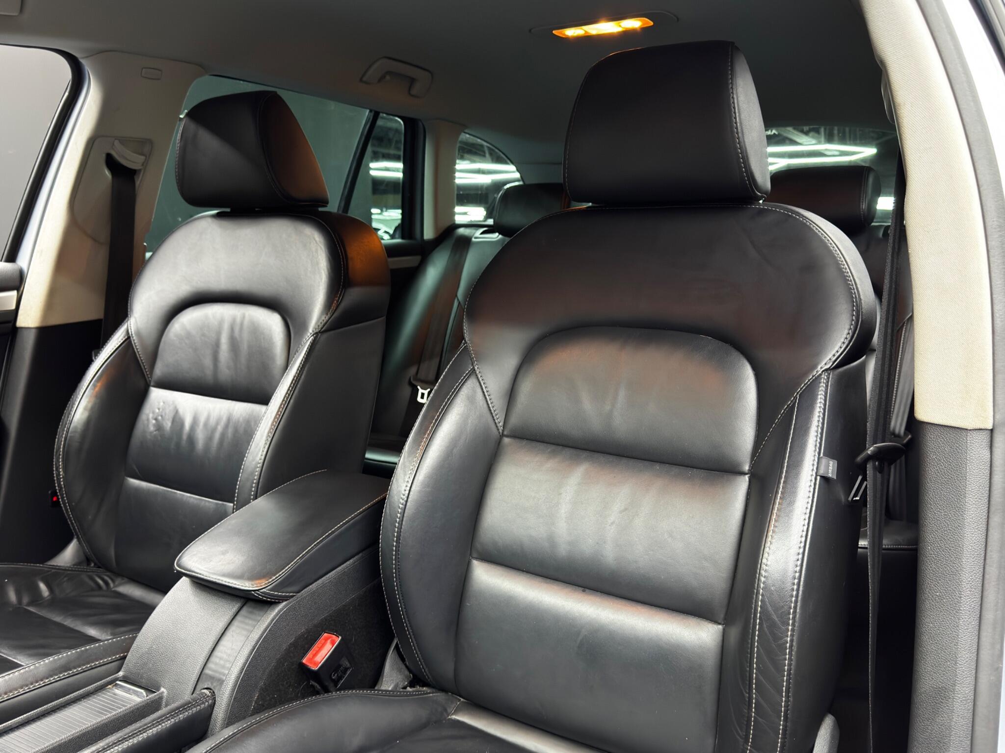 Skoda Superb - Image 14