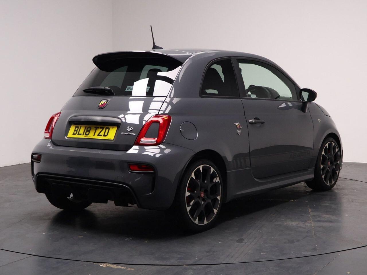 Abarth 595 - Image 18