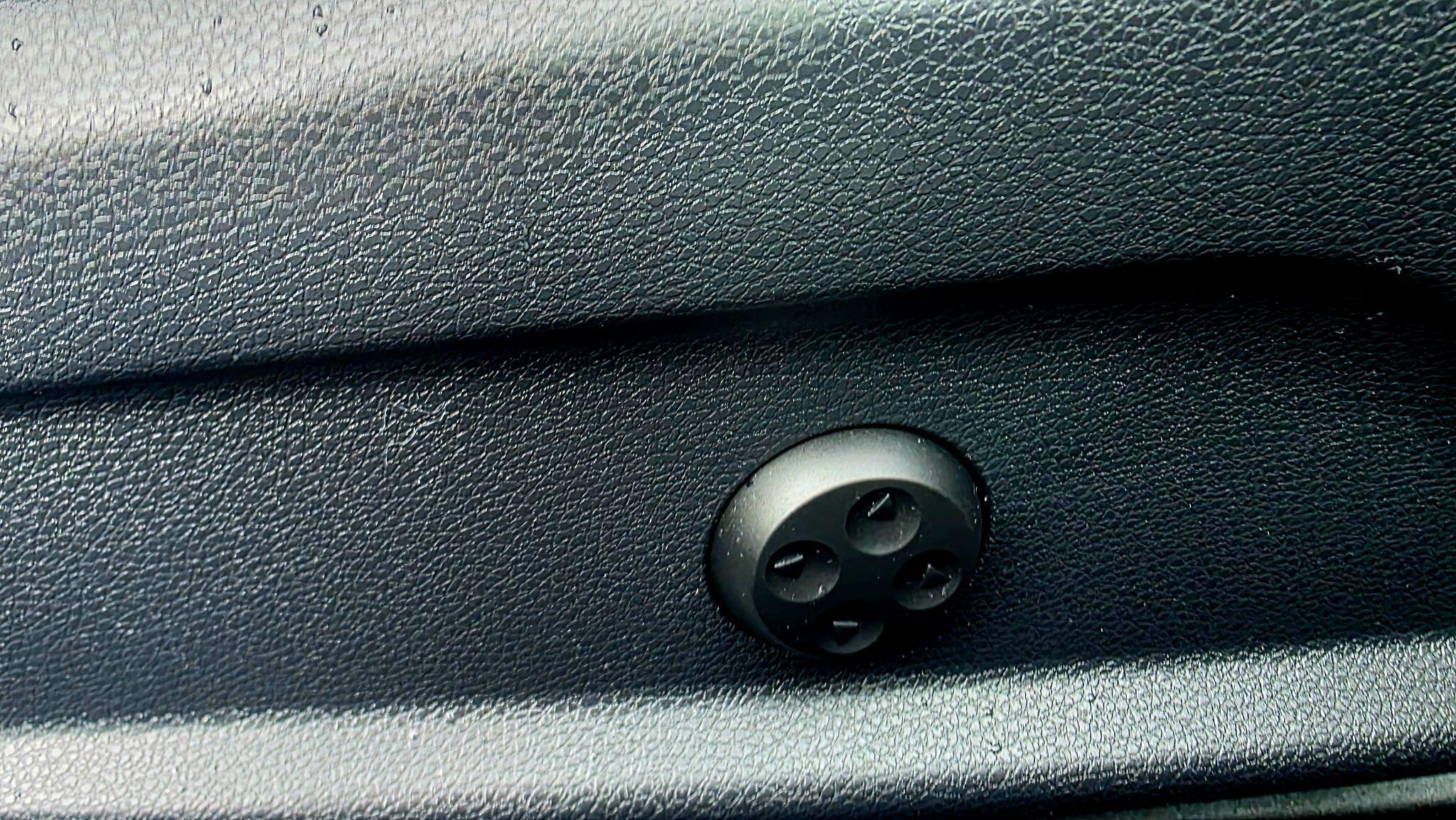 Mercedes E Class - Image 31