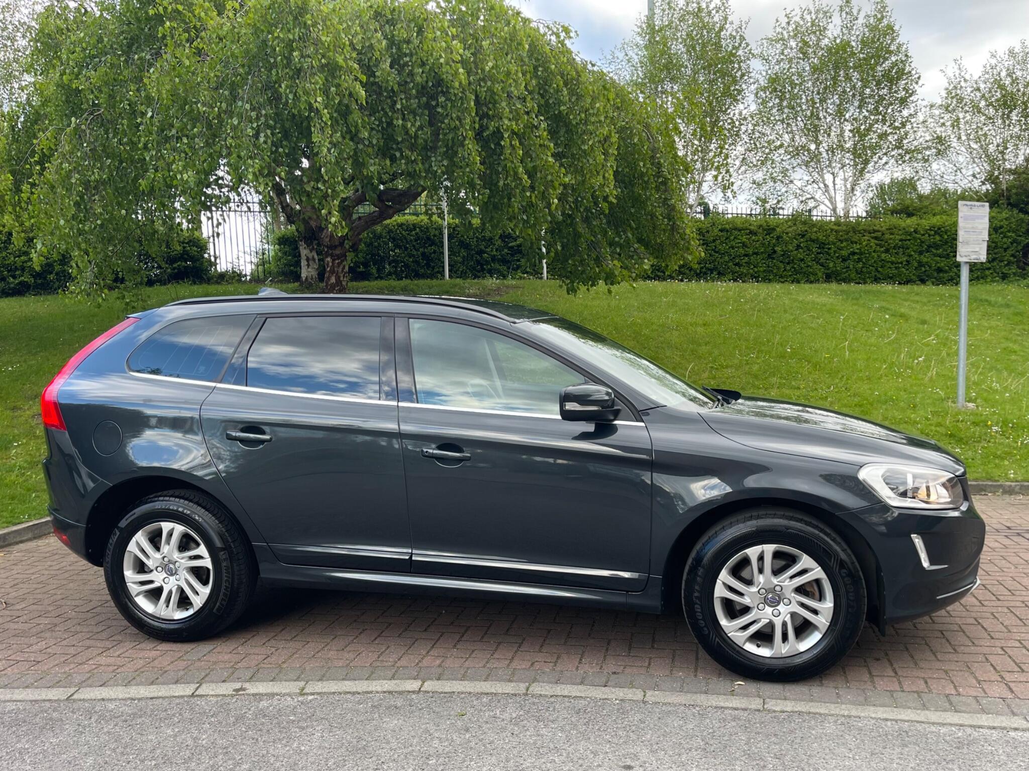 Volvo XC60 - Image 23