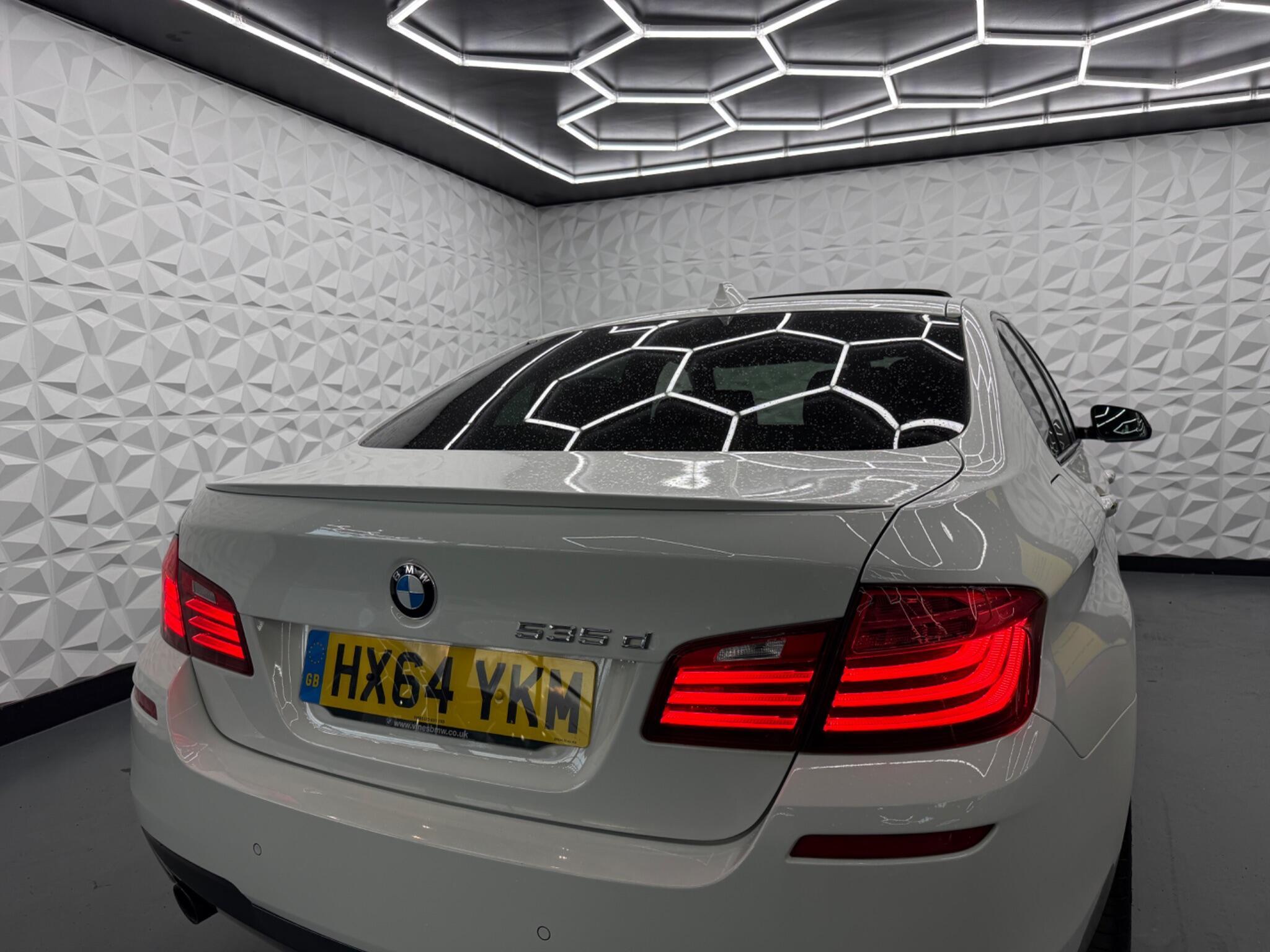 BMW 5 Series - Image 19