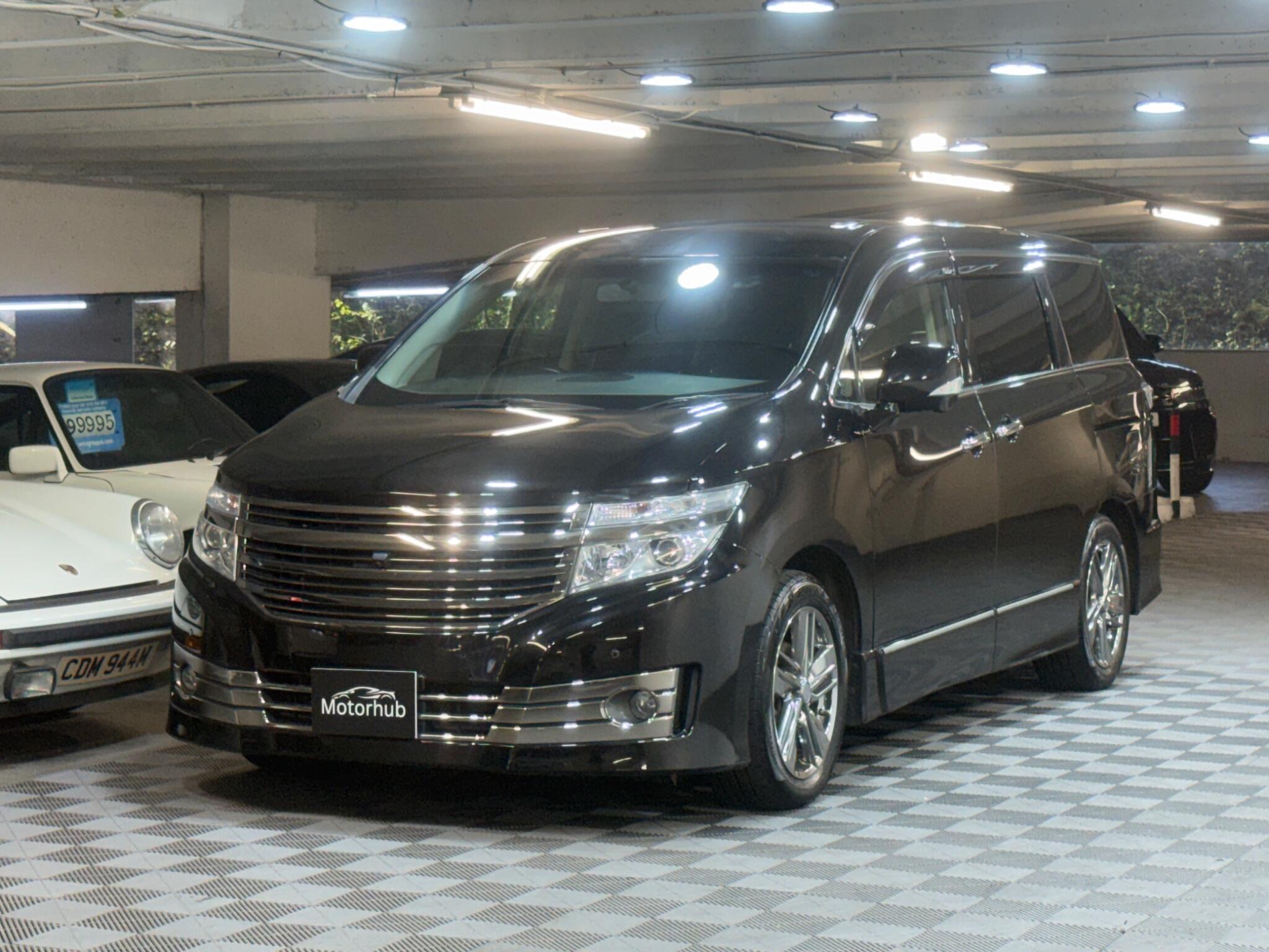 Nissan Elgrand - Image 7