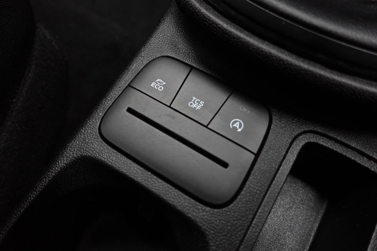 Ford Fiesta - Image 21