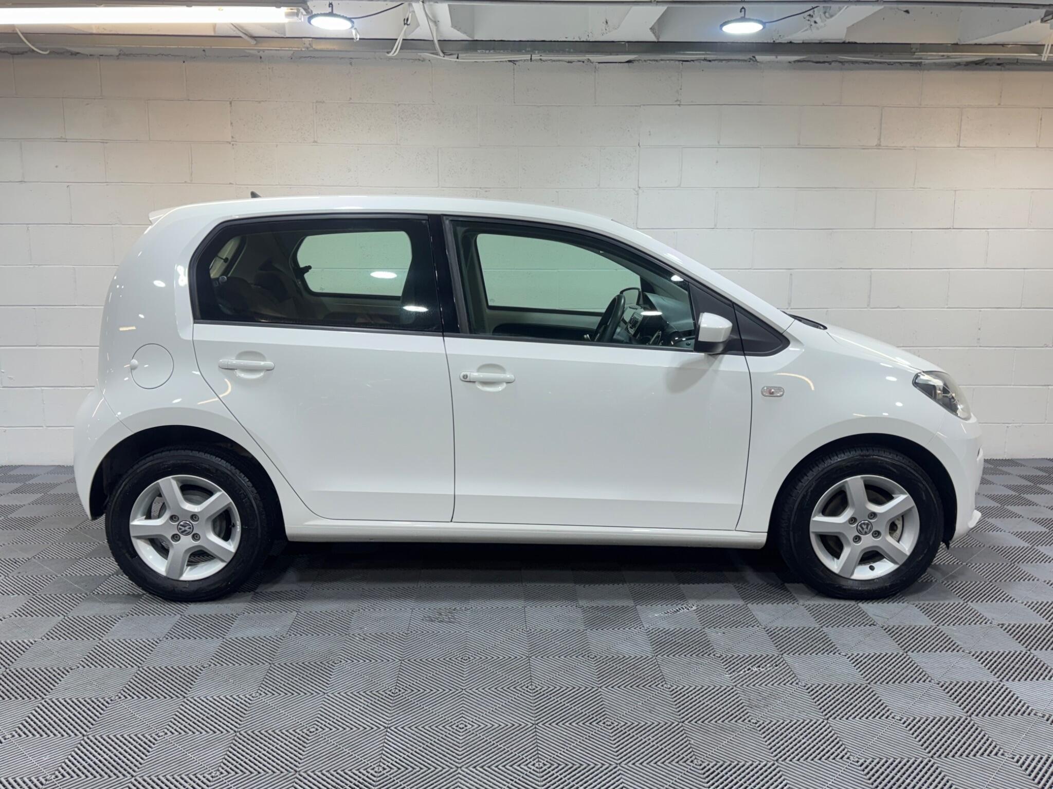 Volkswagen up! - Image 5