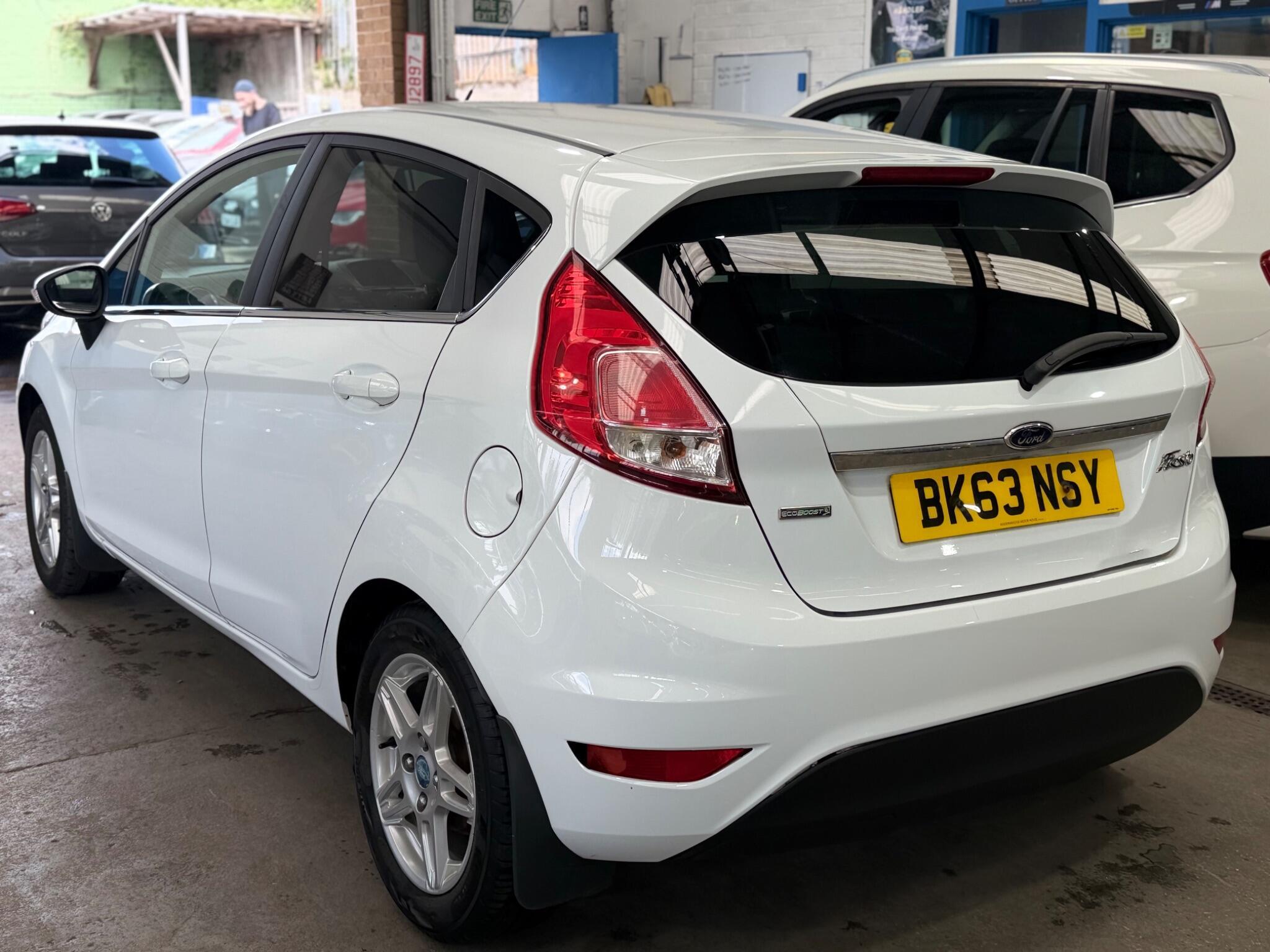 Ford Fiesta - Image 7