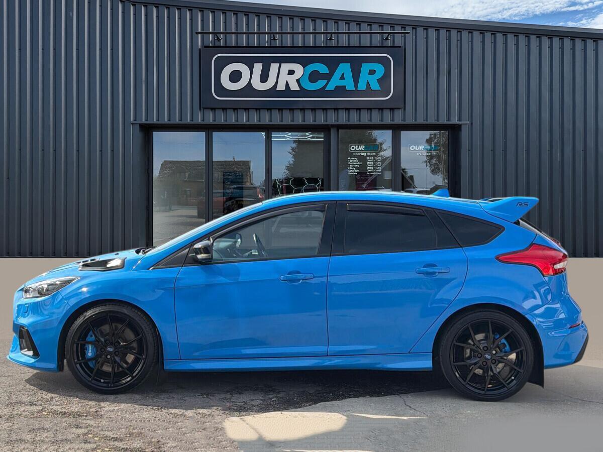 Ford Focus - Image 18