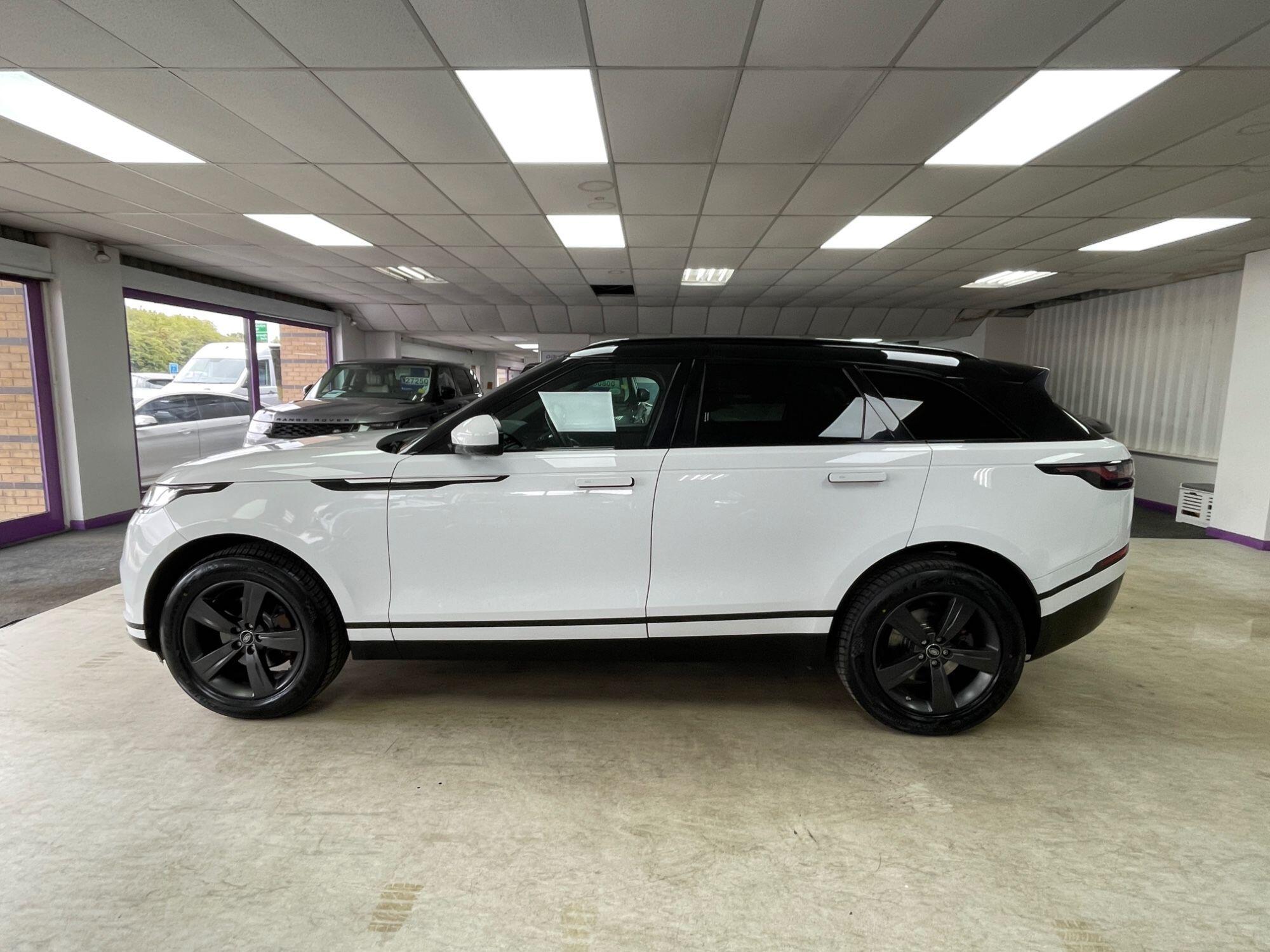 Land Rover Range Rover Velar - Image 13