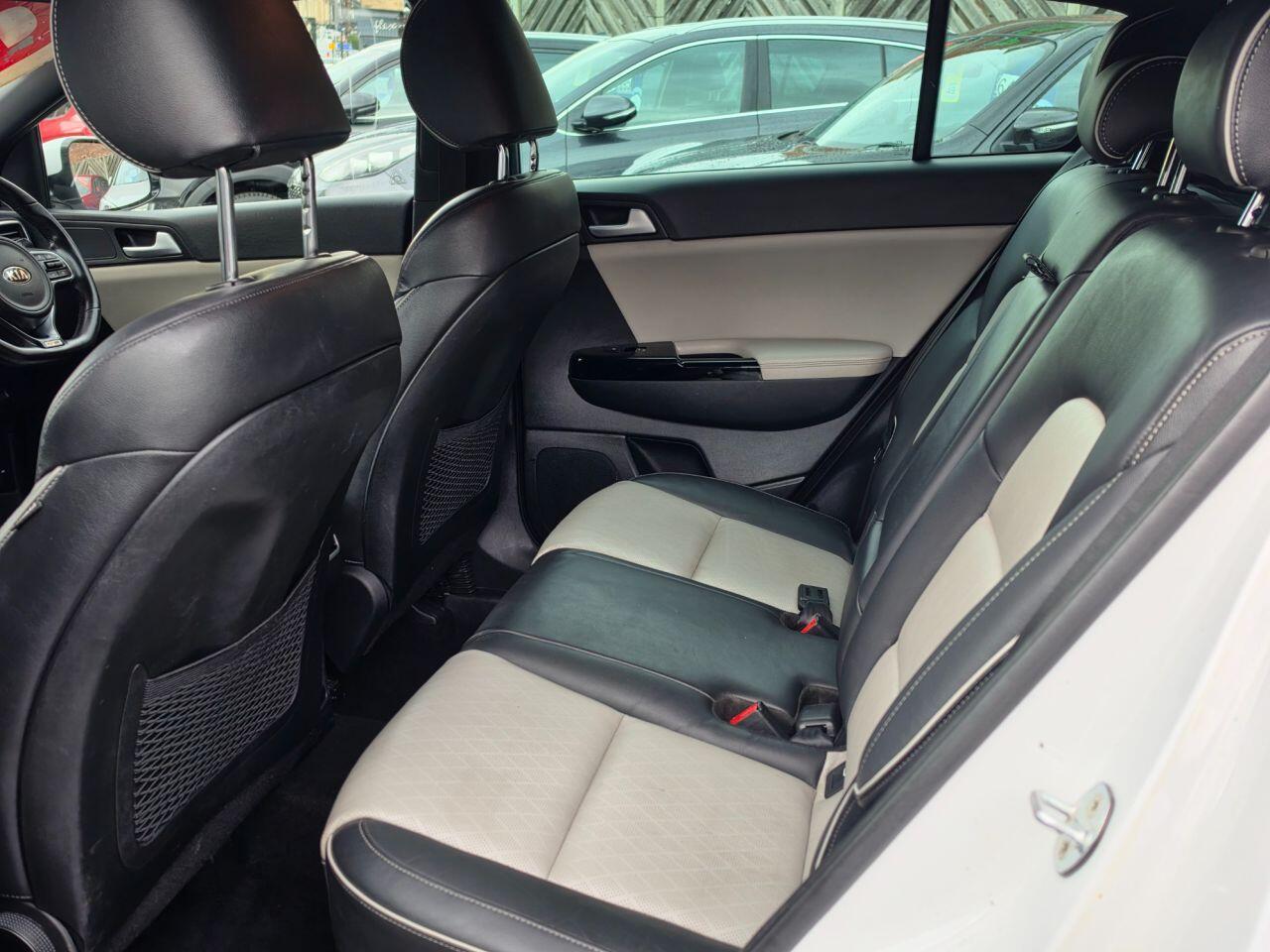 Kia Sportage - Image 11