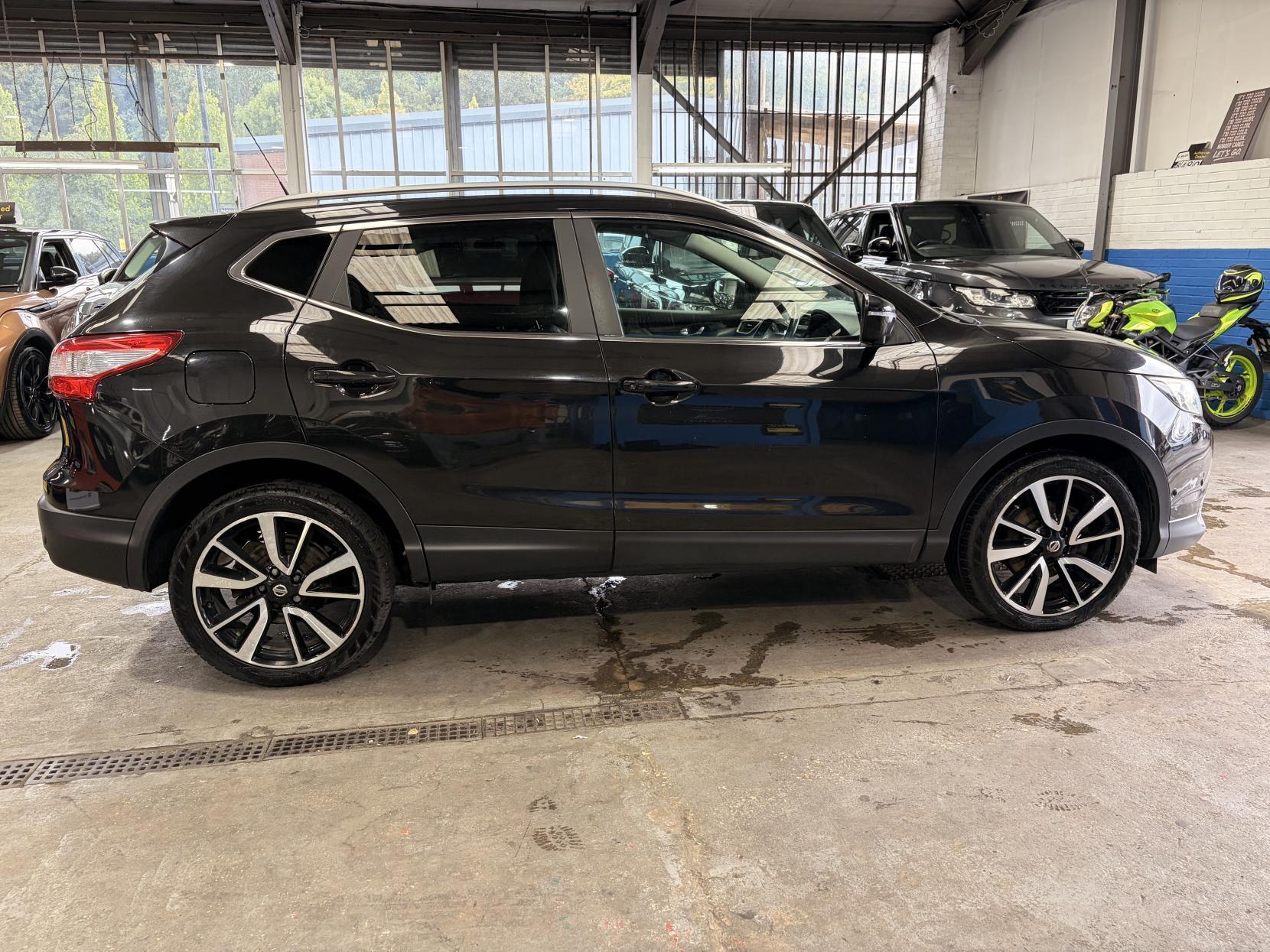 Nissan Qashqai - Image 8