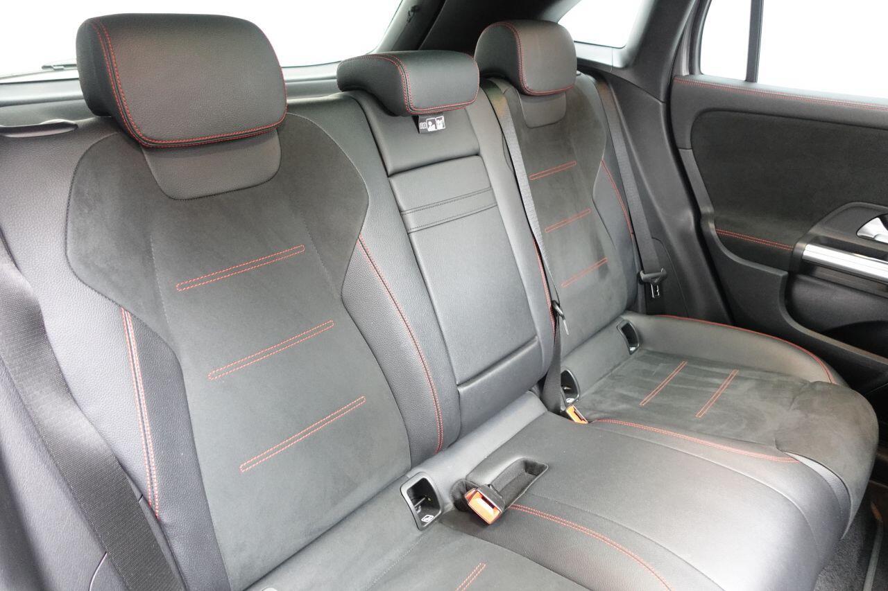 Mercedes Eqa - Image 20