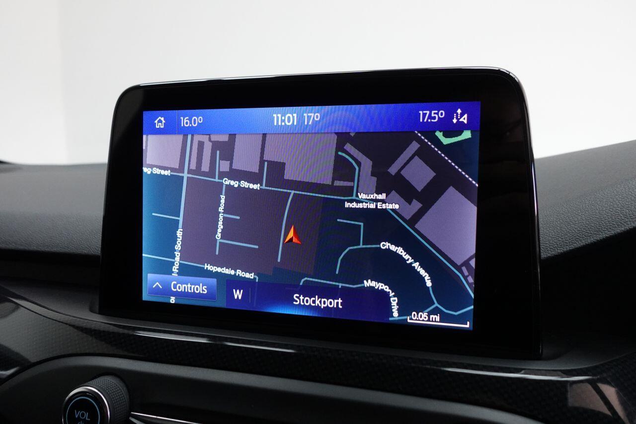 Ford Focus - Image 15