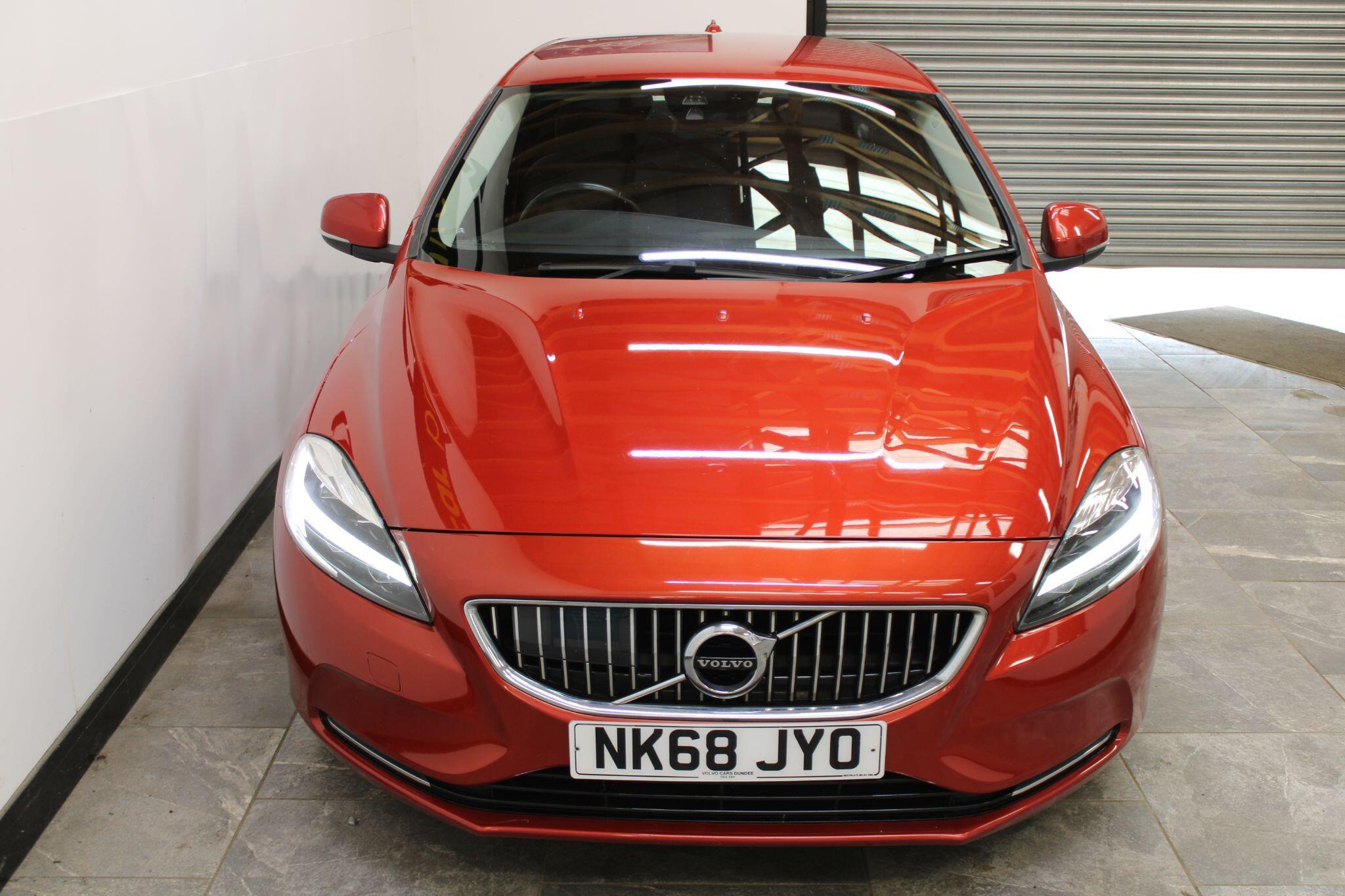 Volvo V40 - Image 28