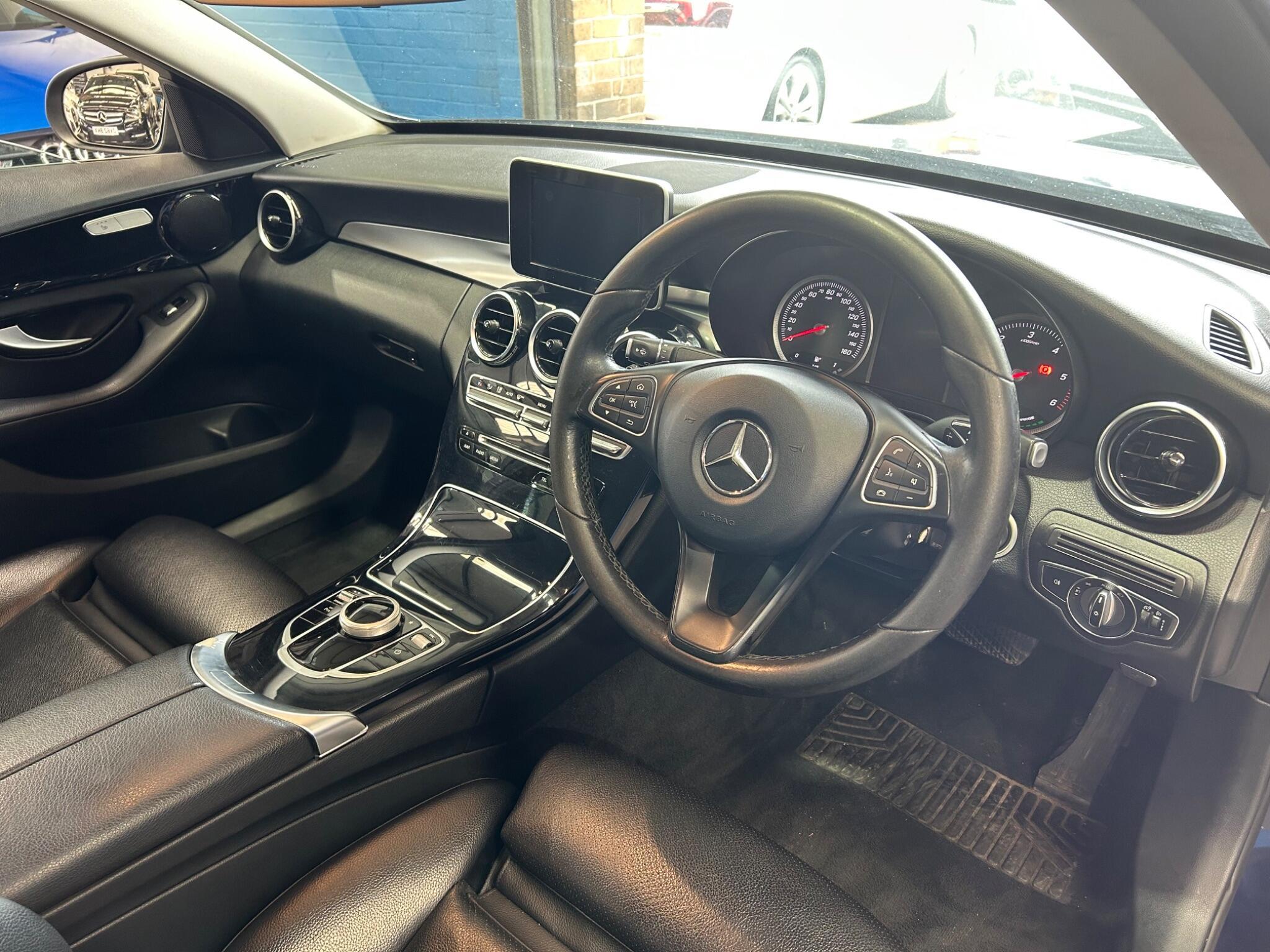 Mercedes C Class - Image 7