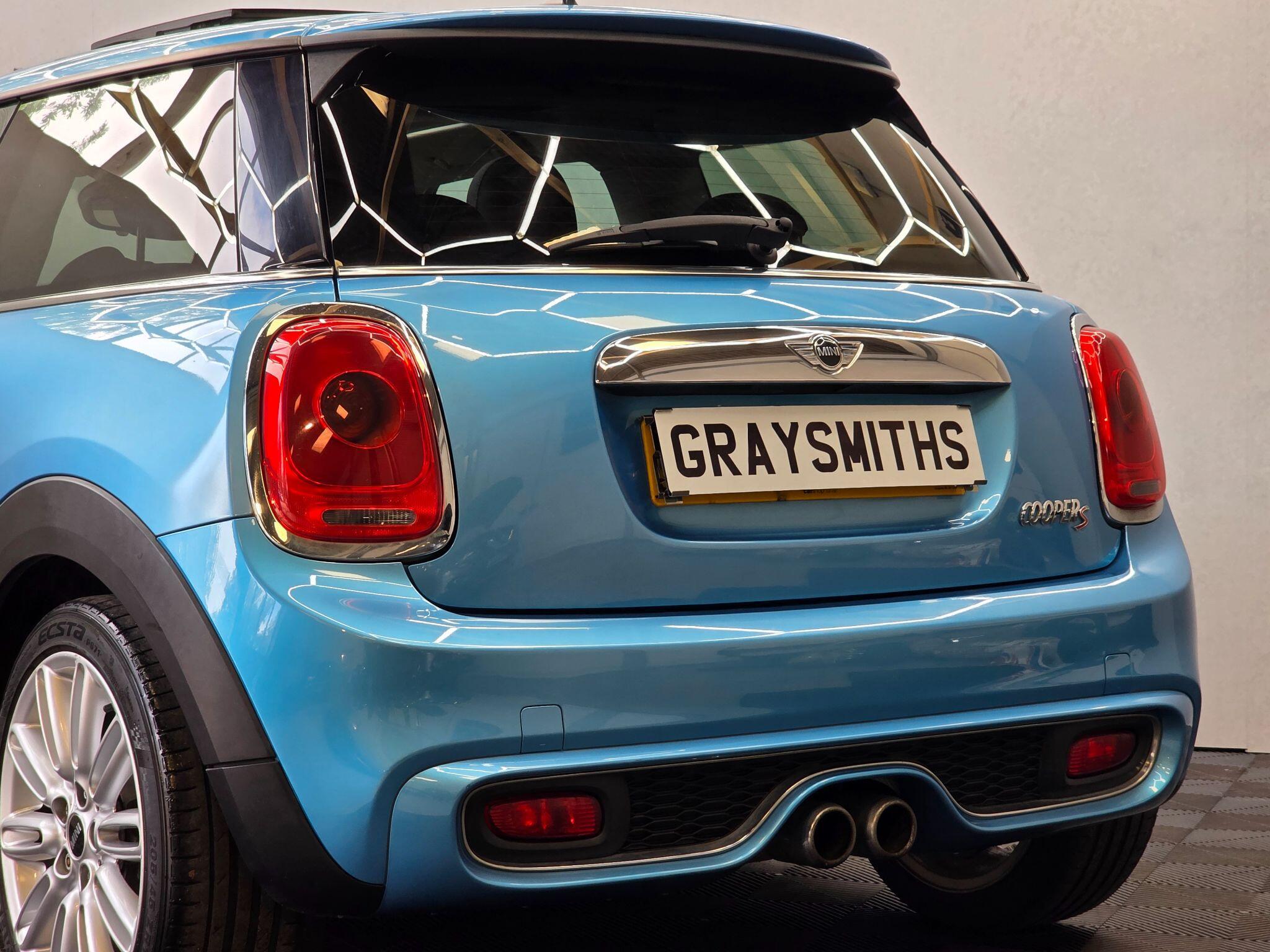 MINI Hatch - Image 8
