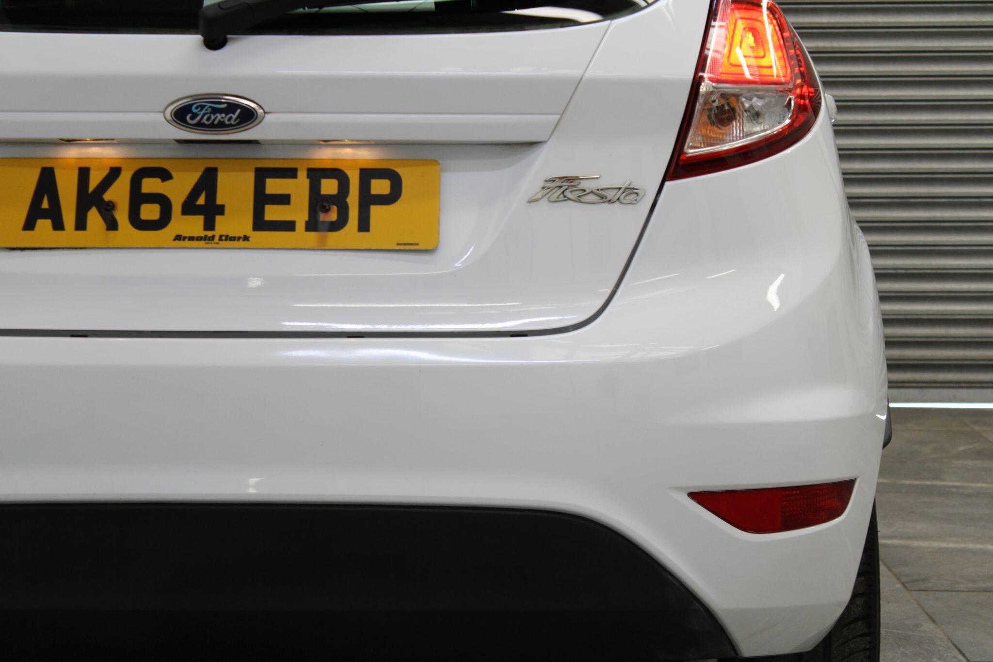 Ford Fiesta - Image 15