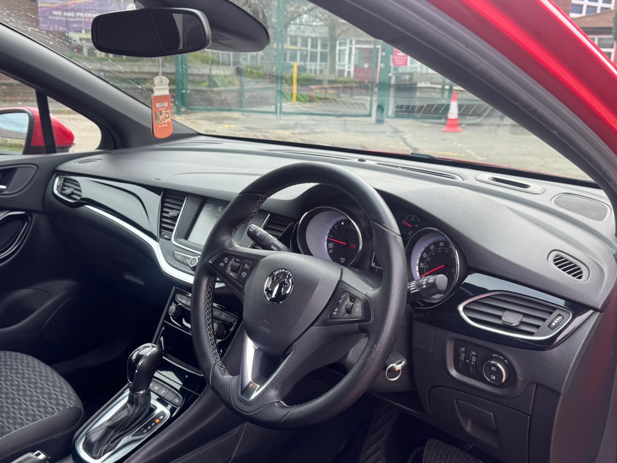 Vauxhall Astra - Image 10