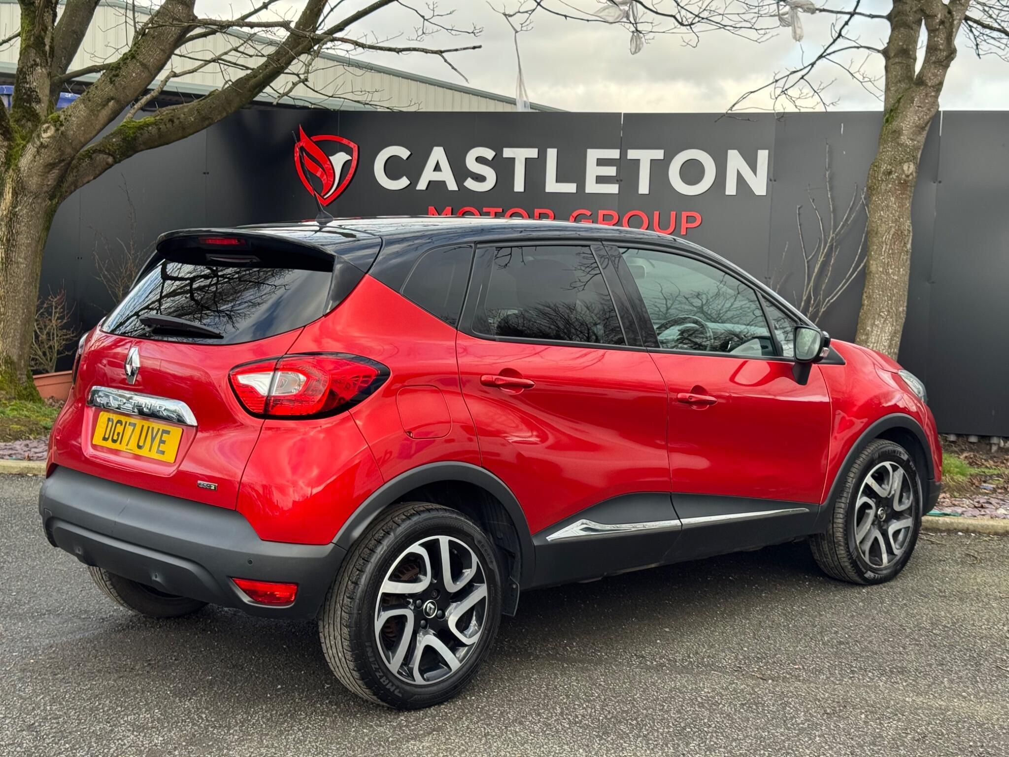 Renault Captur - Image 46