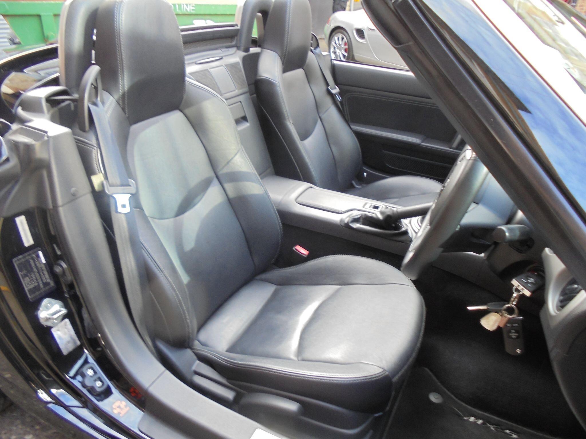 Mazda MX-5 - Image 16