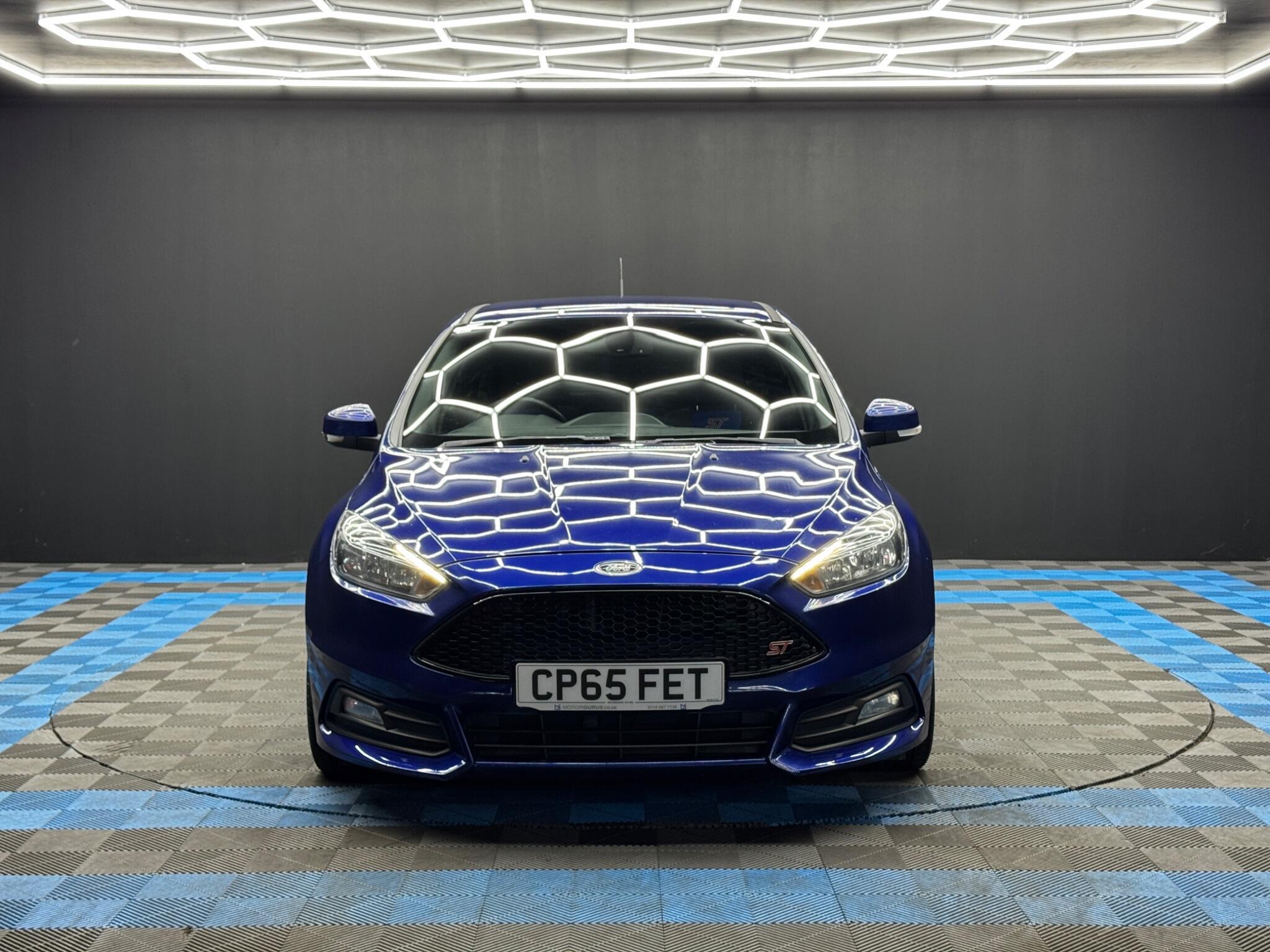 Ford Focus - Image 2