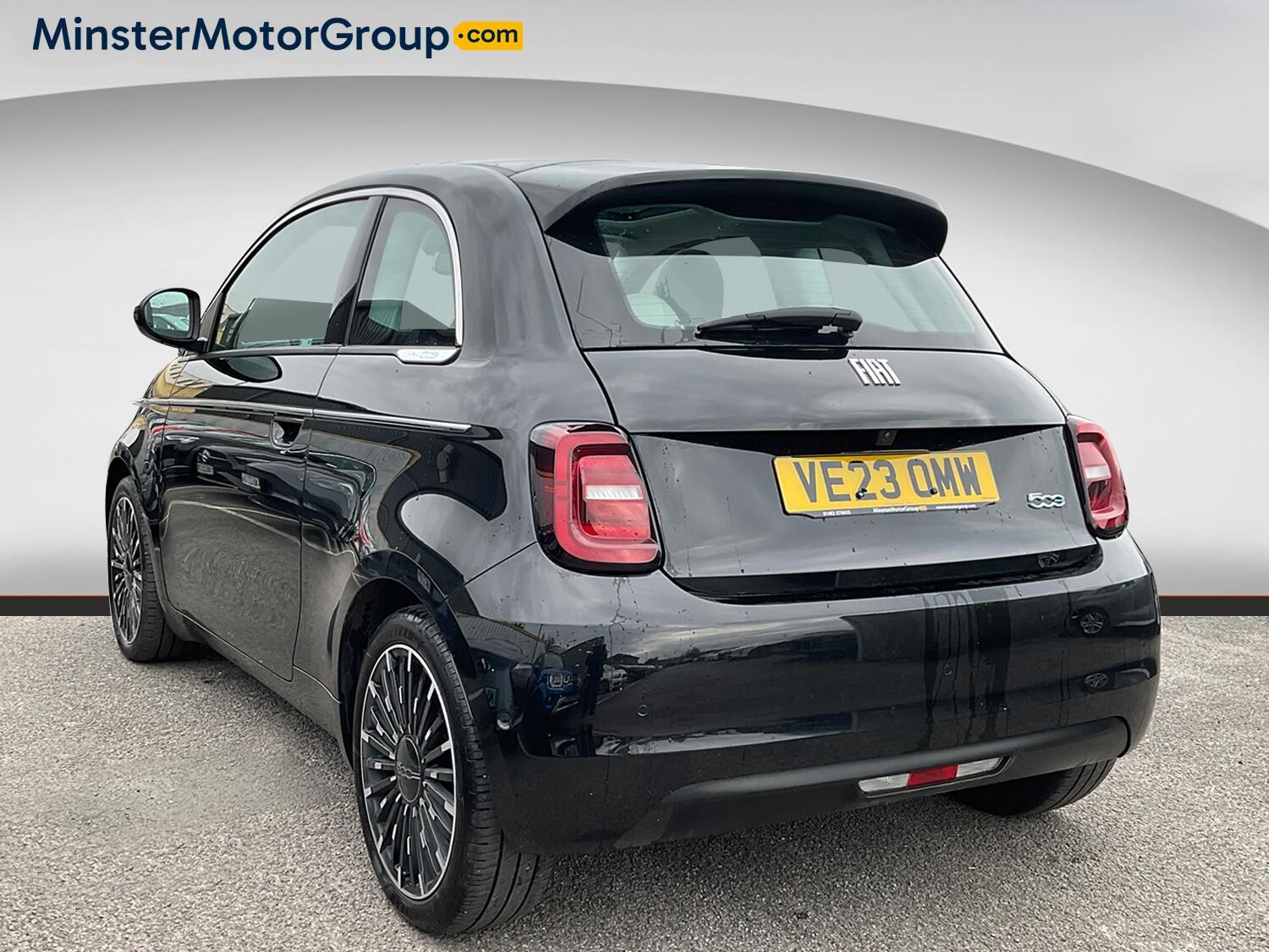 Fiat 500e - Image 4