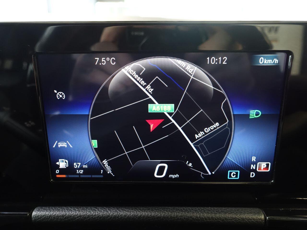 Mercedes-benz GLA - Image 3