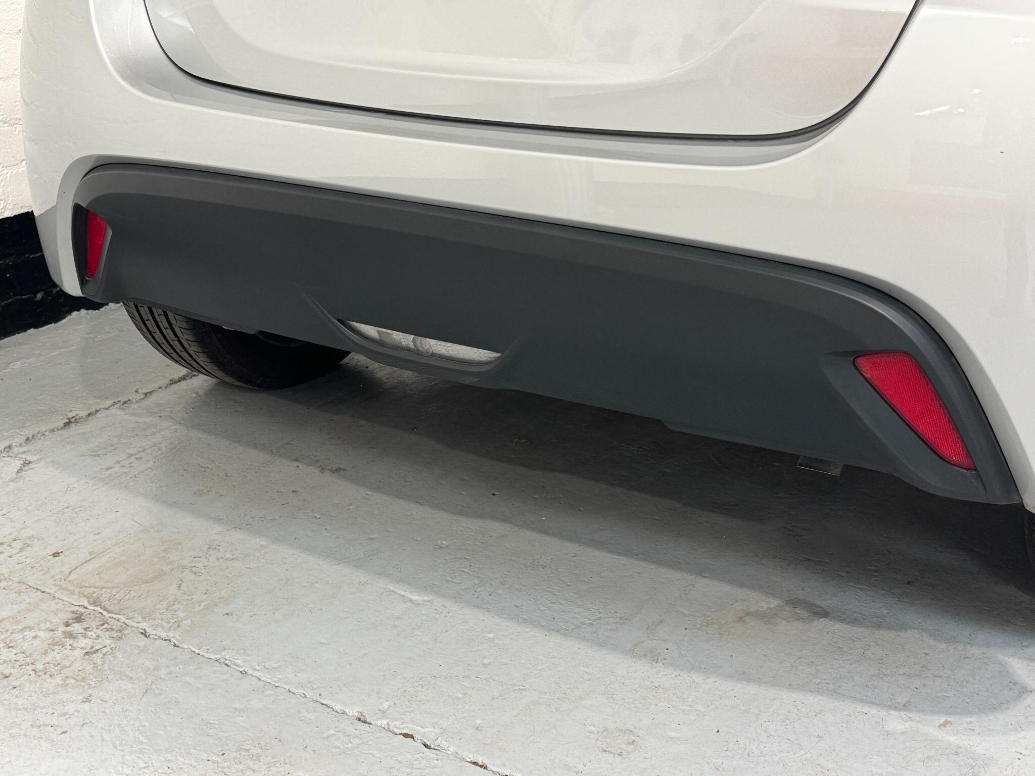 Toyota Yaris - Image 74