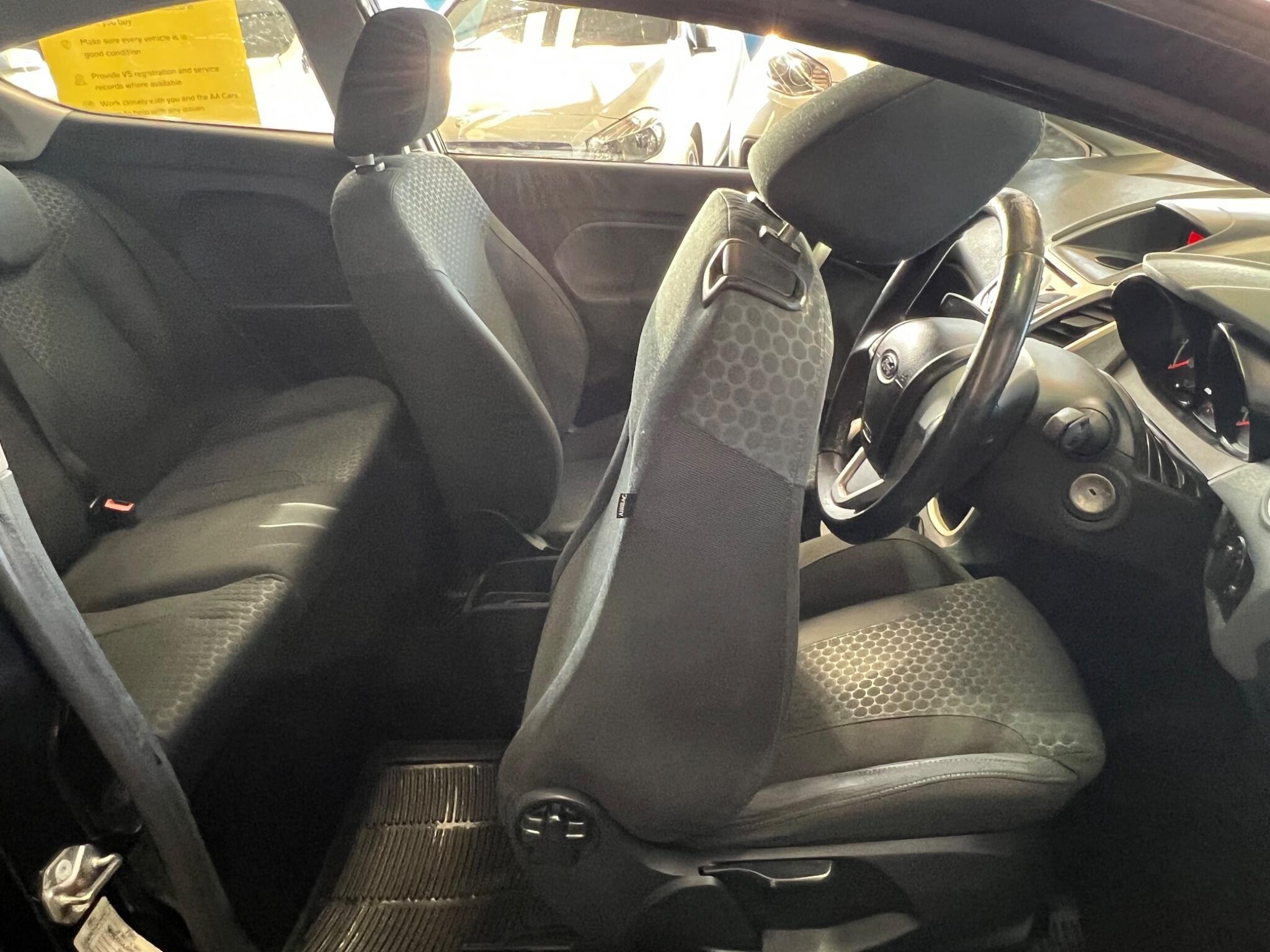 Ford Fiesta - Image 16