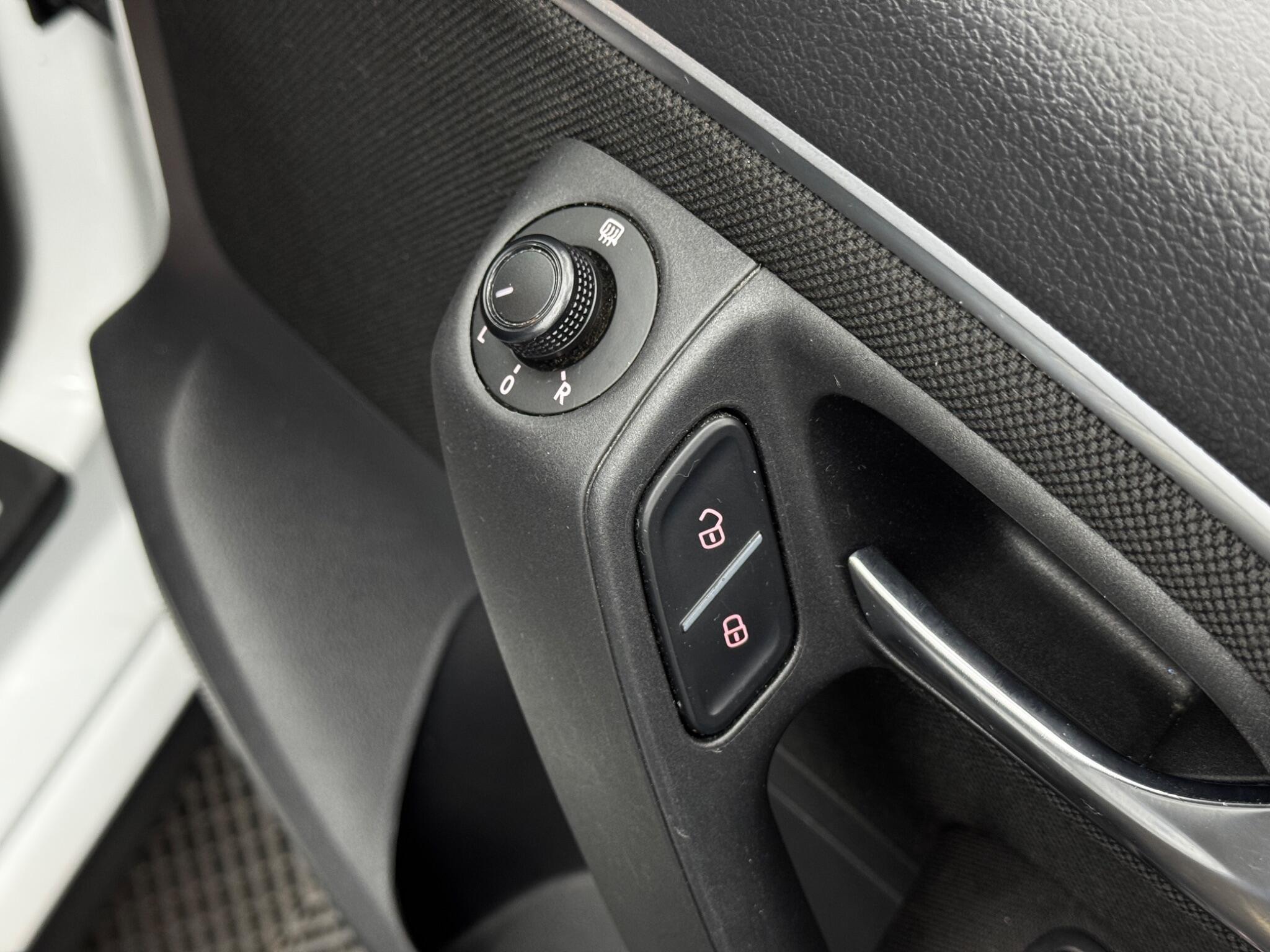 Volkswagen Polo - Image 36