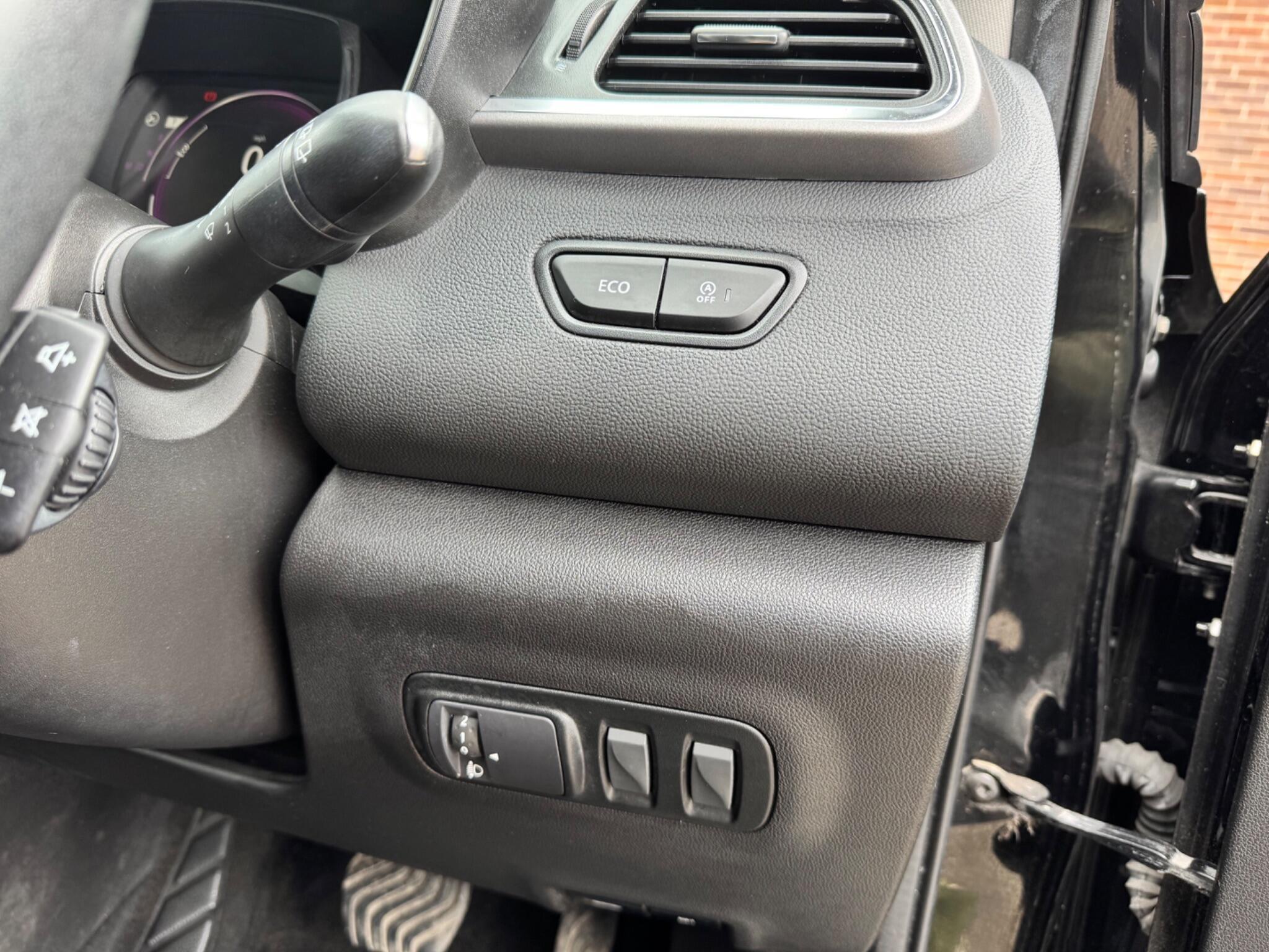 Renault Kadjar - Image 36