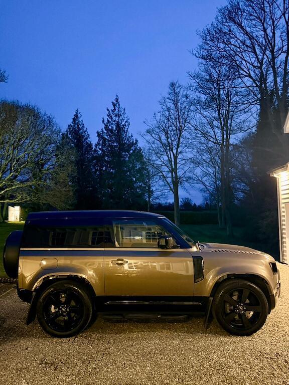 Land Rover Defender 90 - Image 13