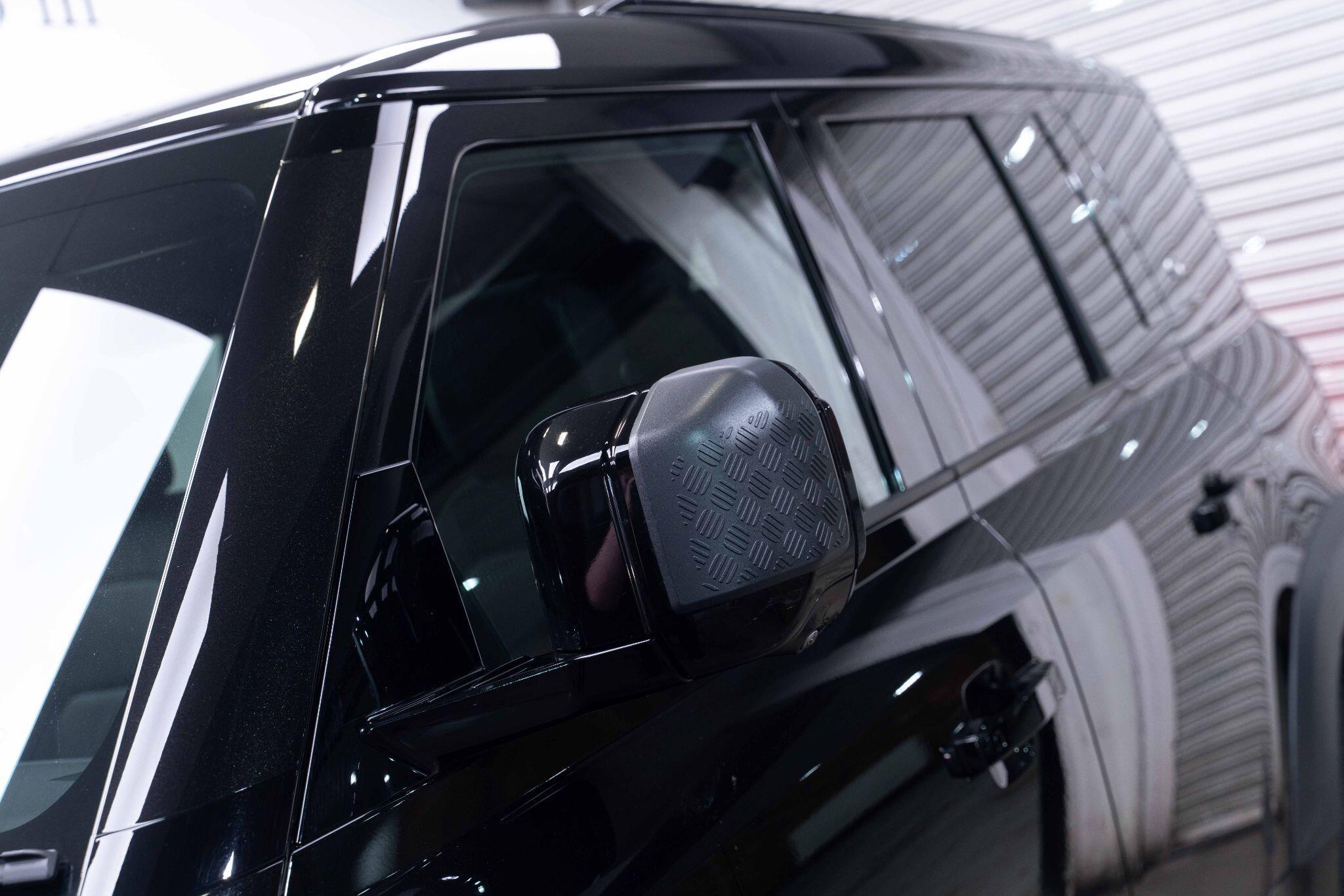 Land Rover Defender 110 - Image 53