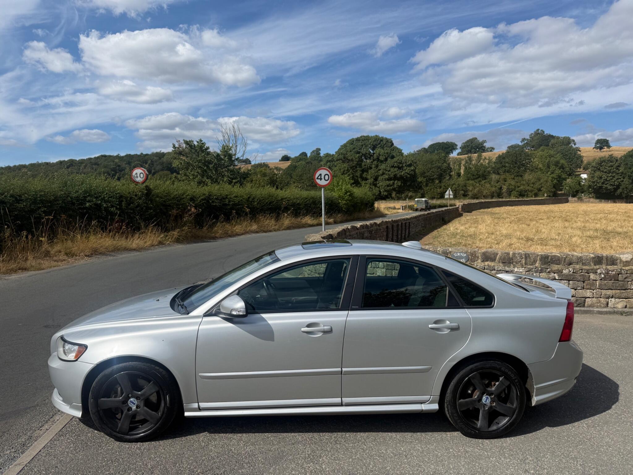 Volvo S40 - Image 8