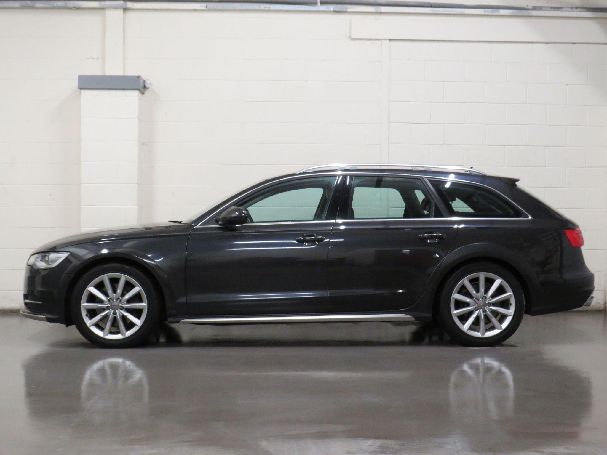 Audi A6 Allroad - Image 7