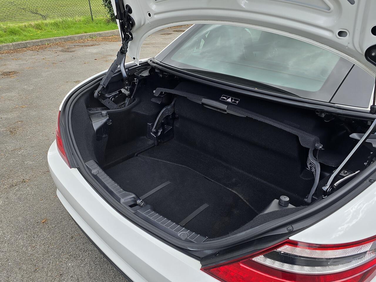 Mercedes SLK - Image 24