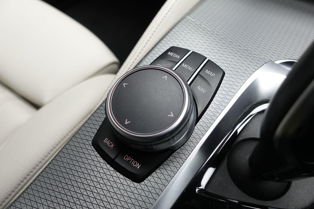 BMW 5 Series - Image 30