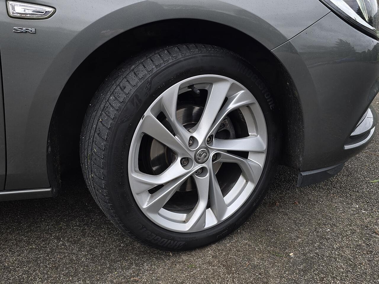 Vauxhall Astra - Image 13