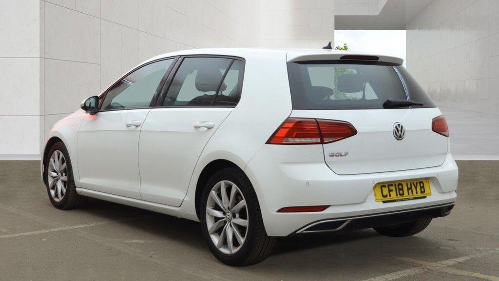 Volkswagen Golf - Image 4