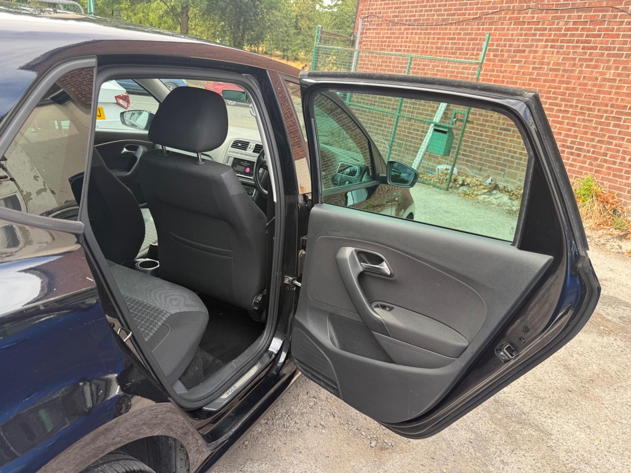 Volkswagen Polo - Image 19