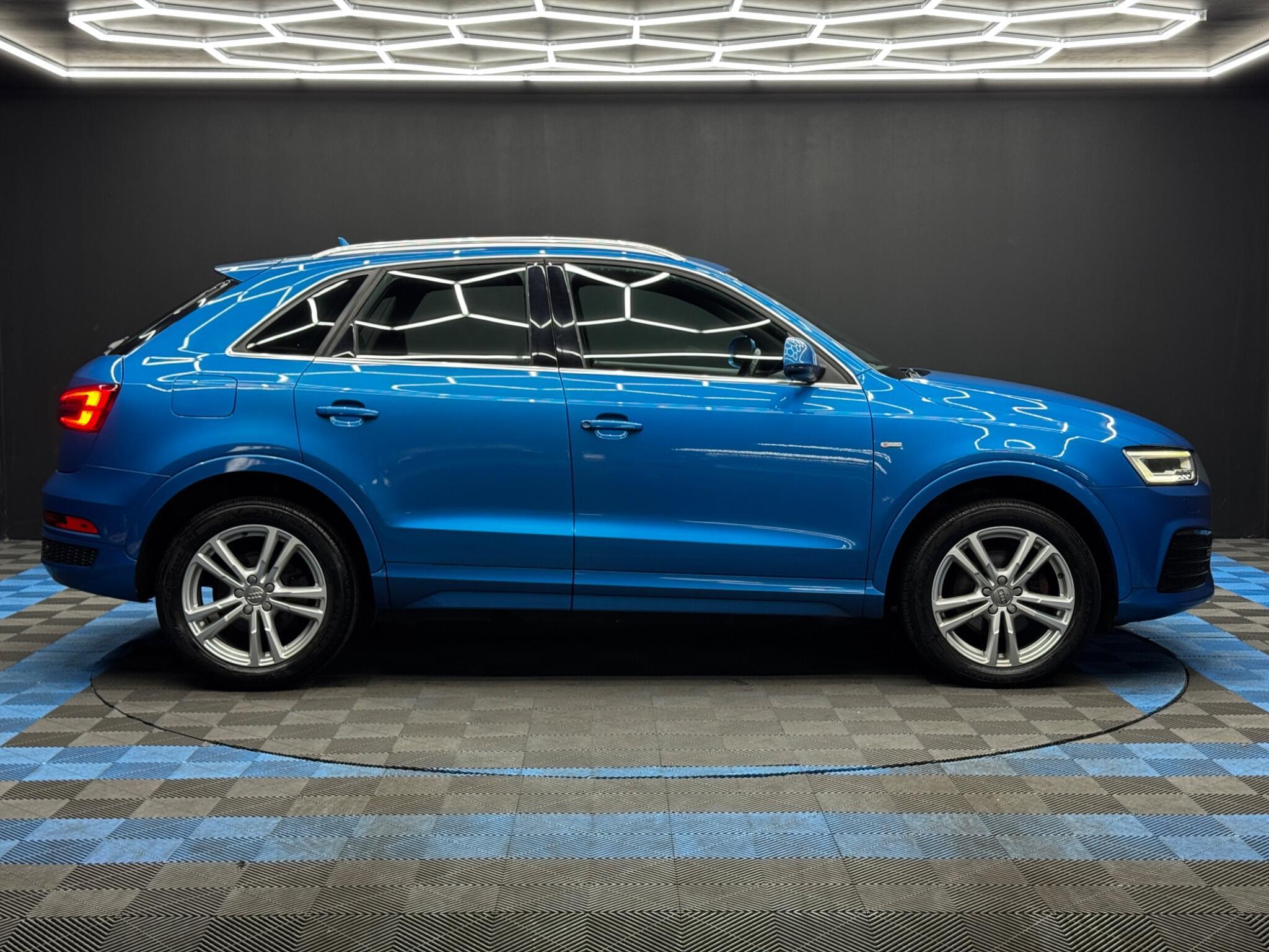 Audi Q3 - Image 4