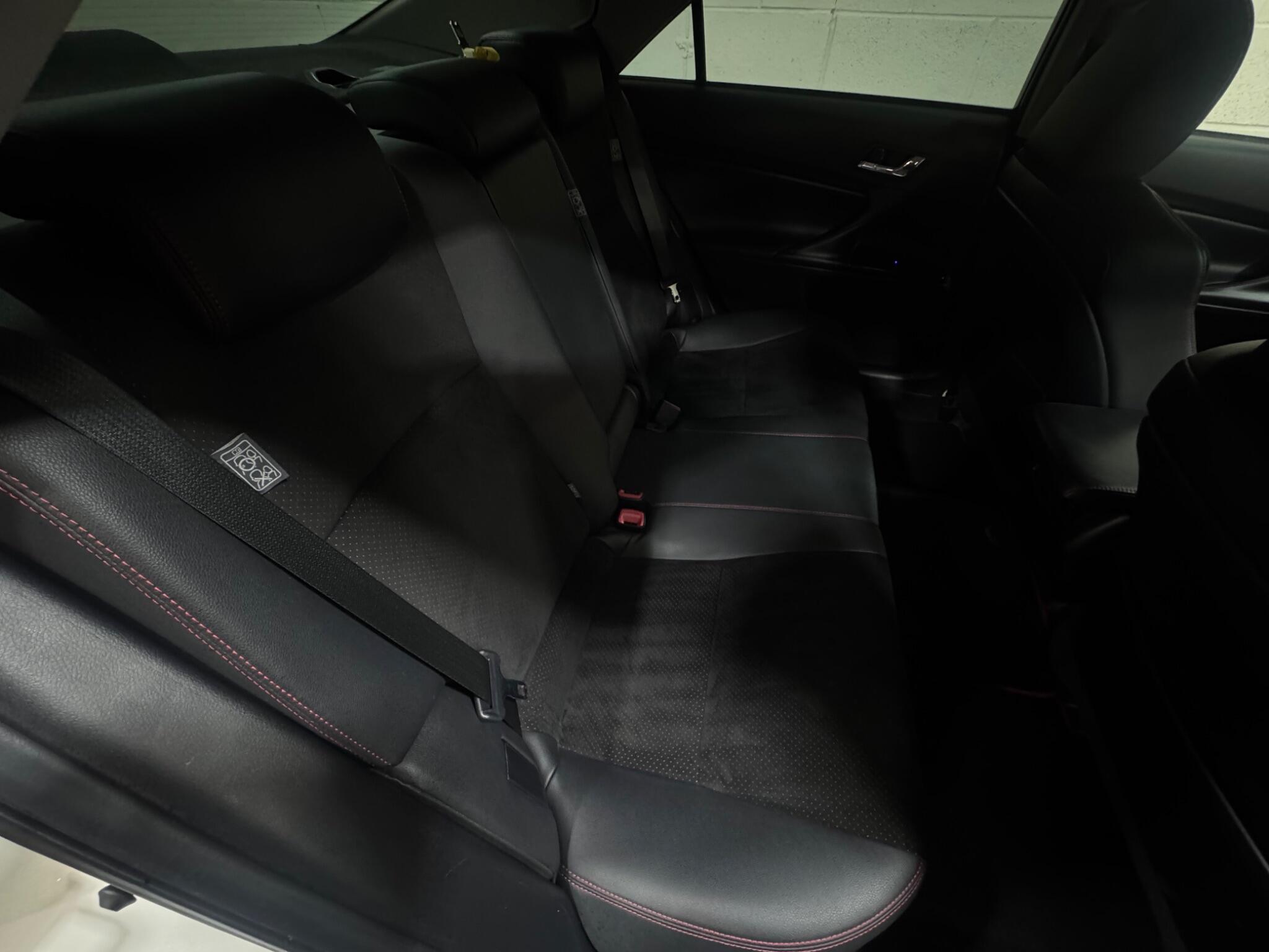 Toyota Mark X - Image 12