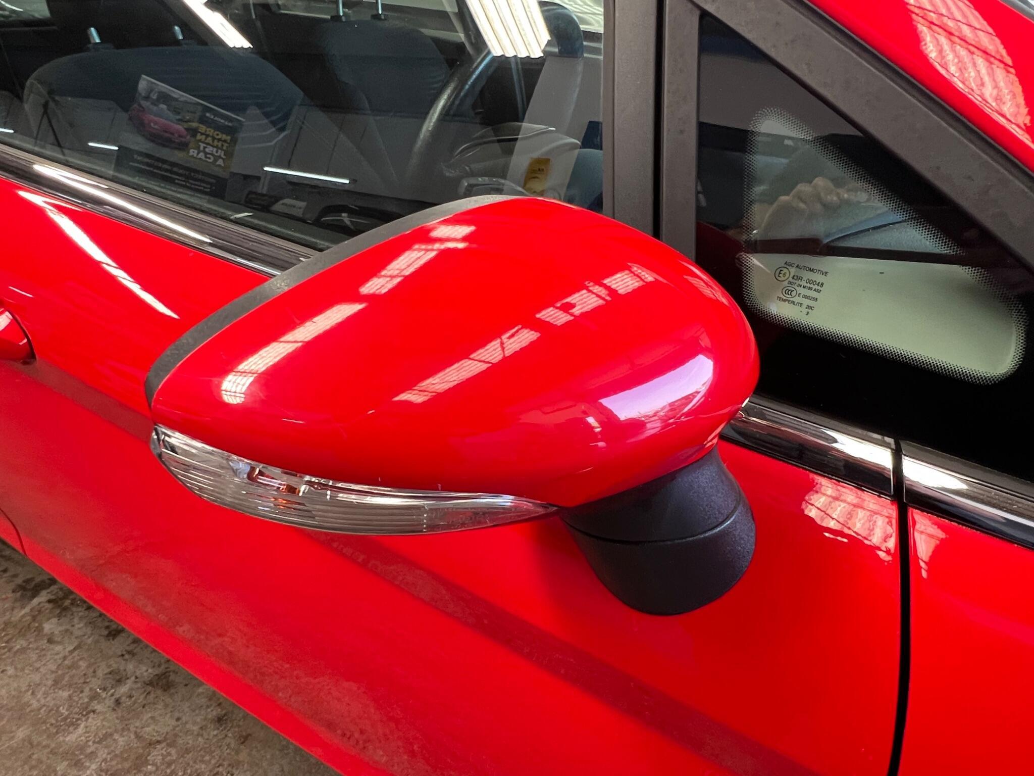 Ford Fiesta - Image 21