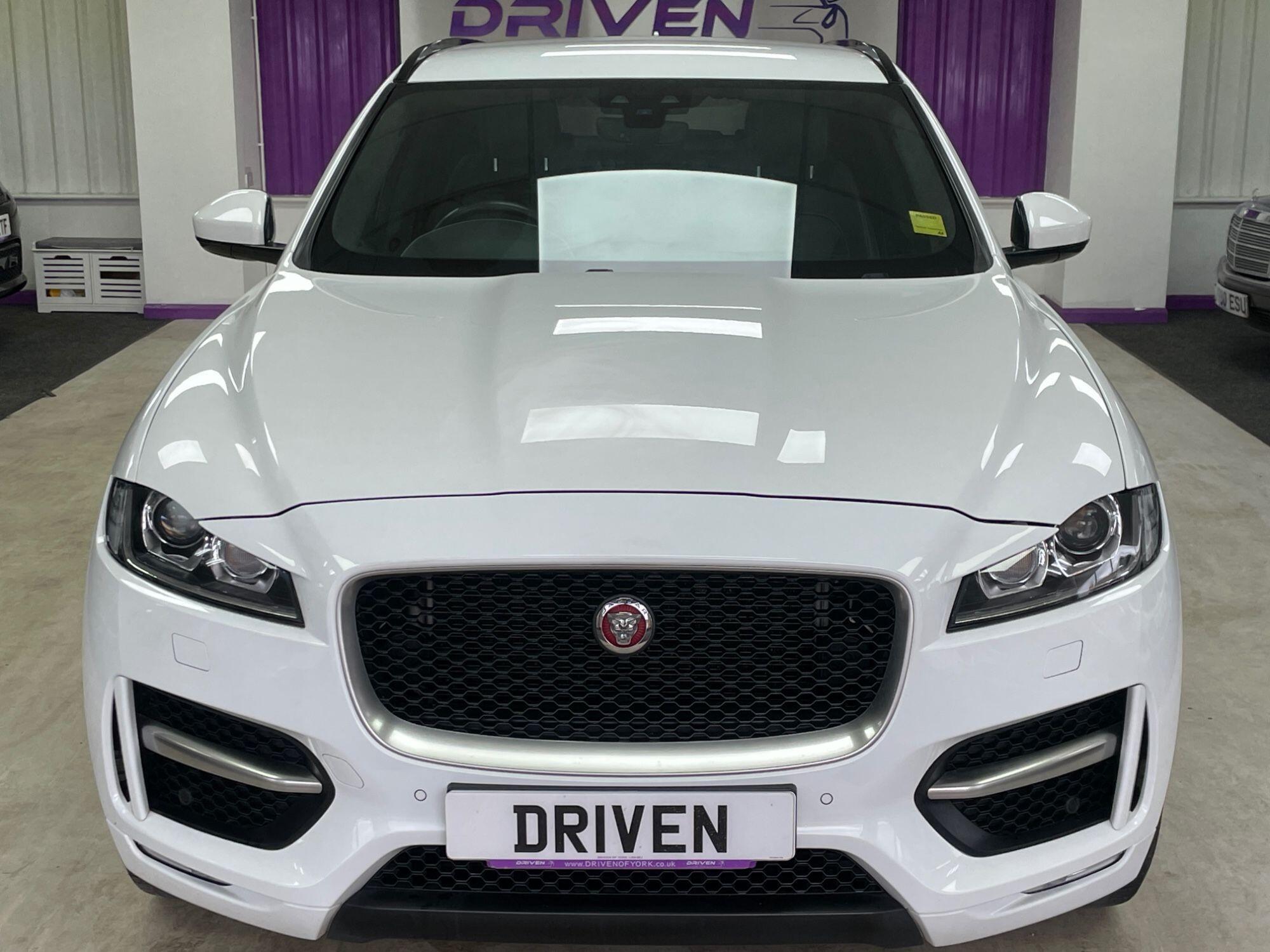 Jaguar F-Pace - Image 6