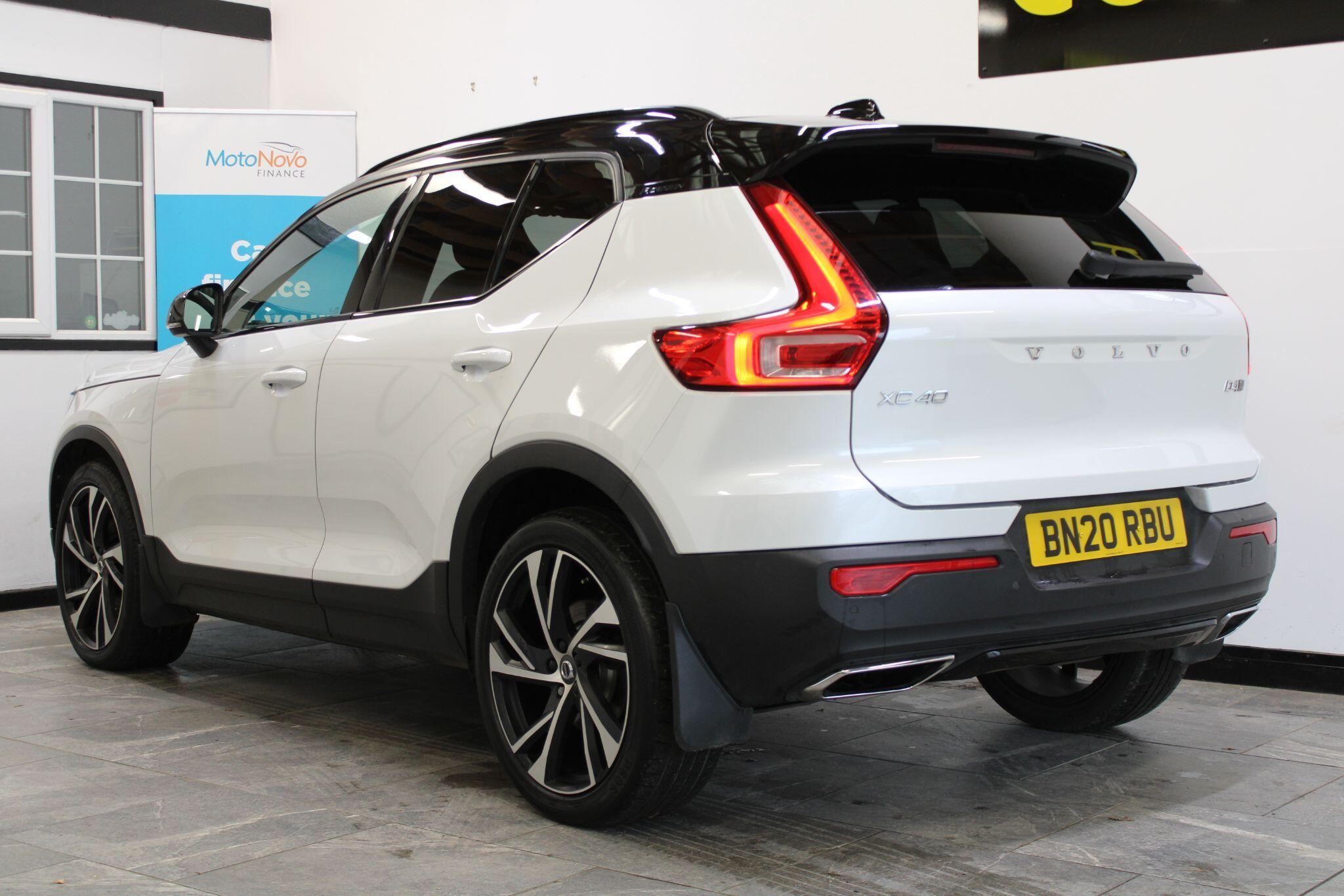 Volvo XC40 - Image 3